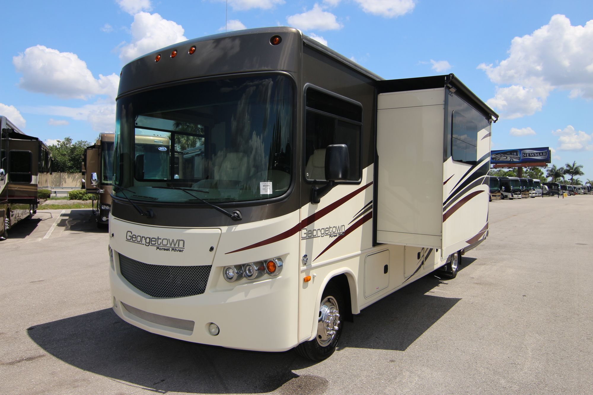 Used 2015 Forest River Georgetown 310DS Class A  For Sale