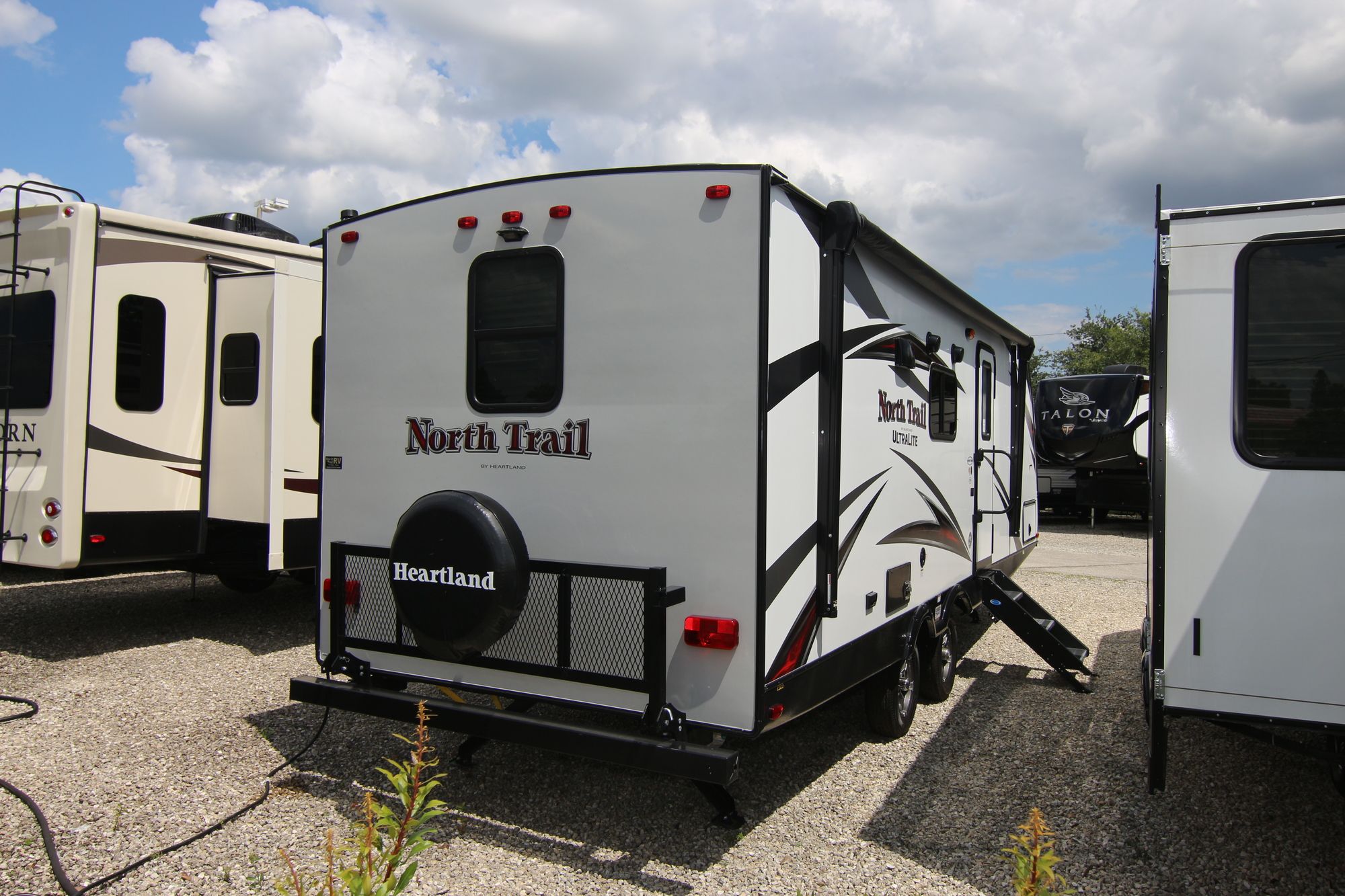 New 2019 Heartland Rv North Trail 22FBS Travel Trailer  For Sale