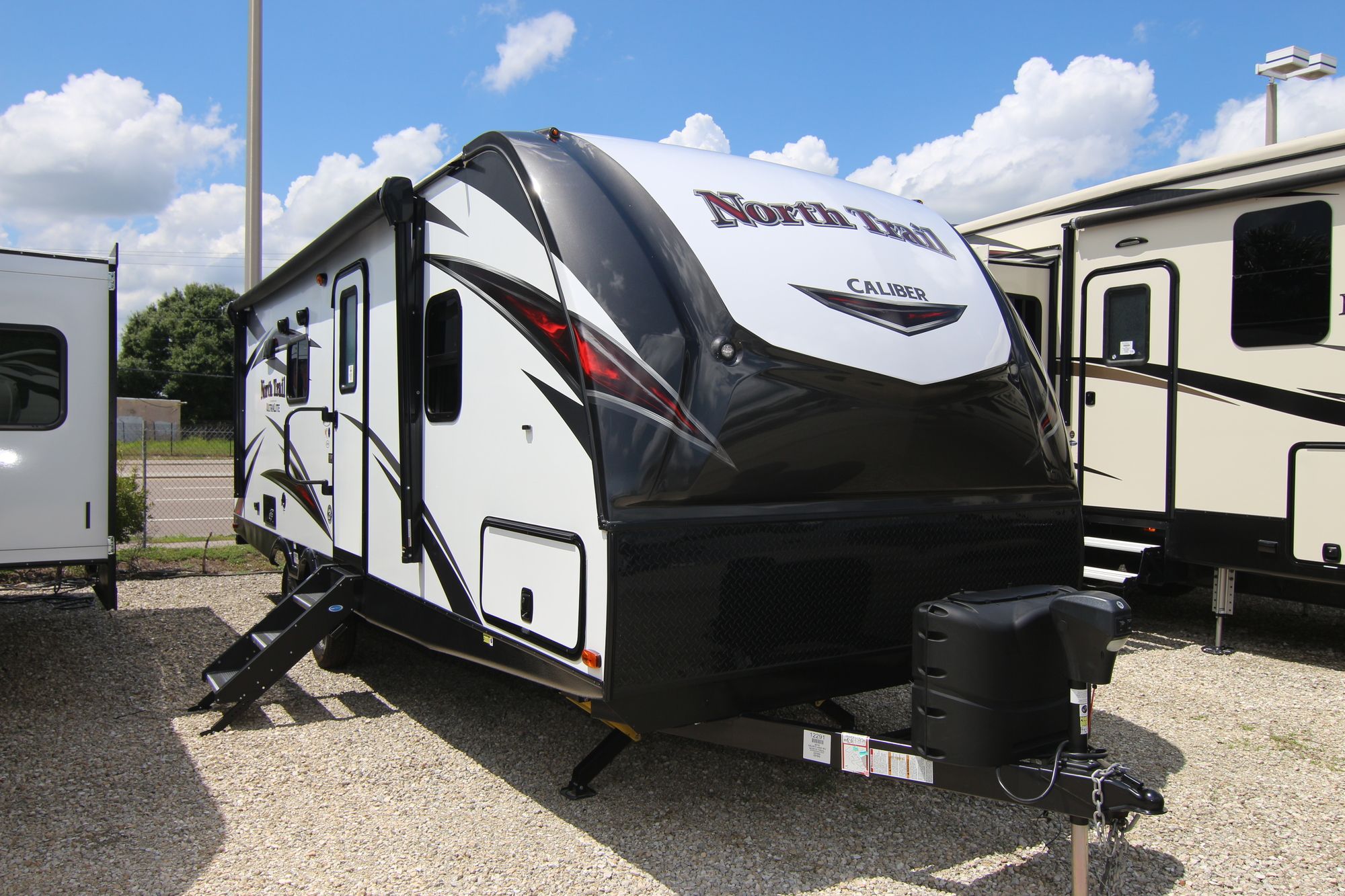 New 2019 Heartland Rv North Trail 22FBS Travel Trailer  For Sale