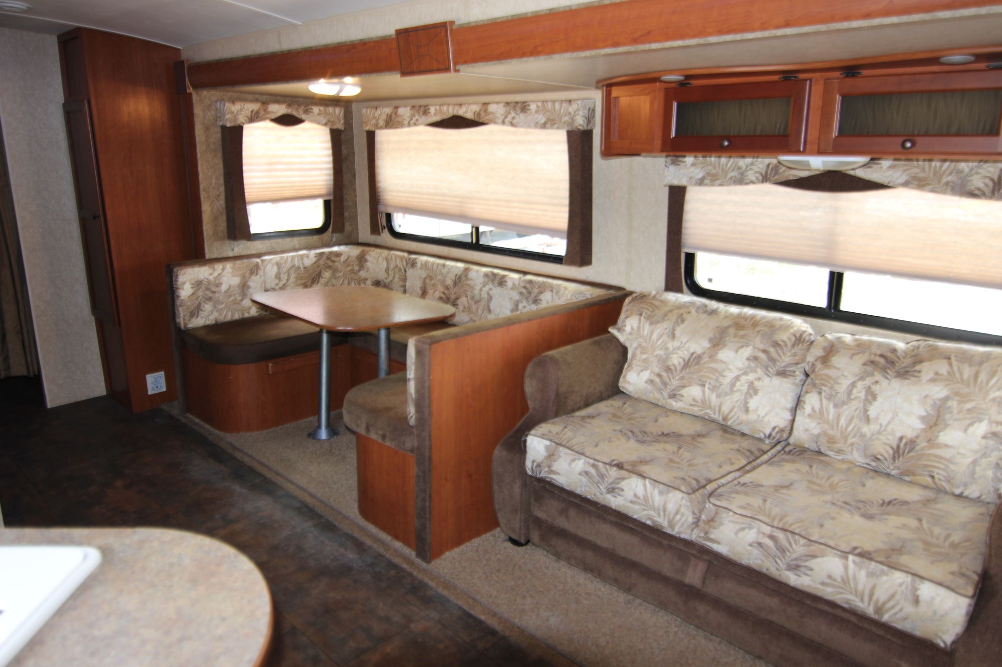 Used 2012 Dutchmen Aerolite 315BHSS Travel Trailer  For Sale