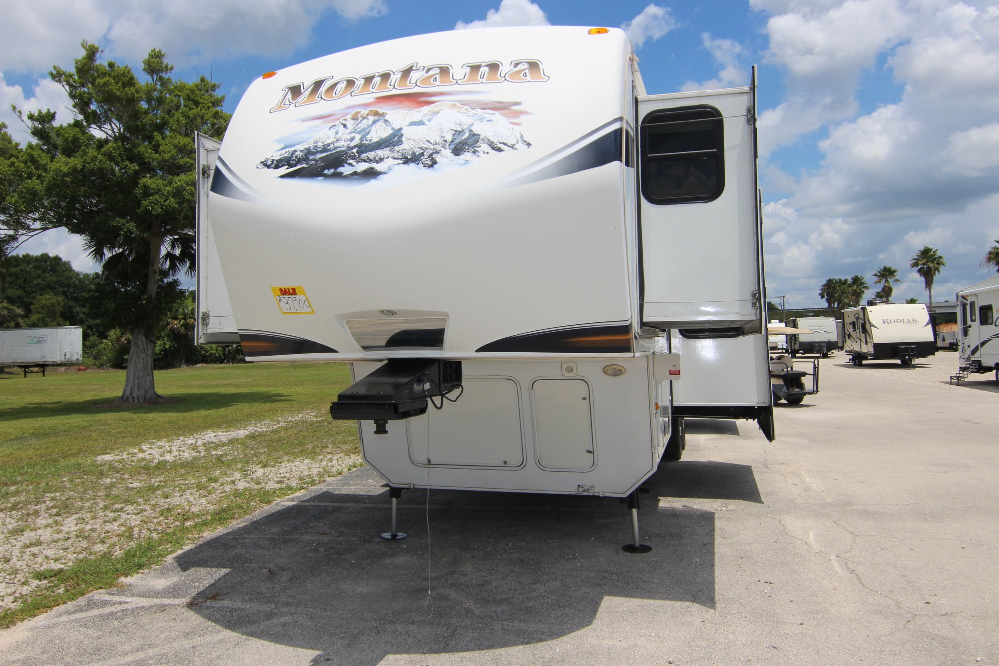 Used 2013 Keystone Montana 3750FL Fifth Wheel  For Sale