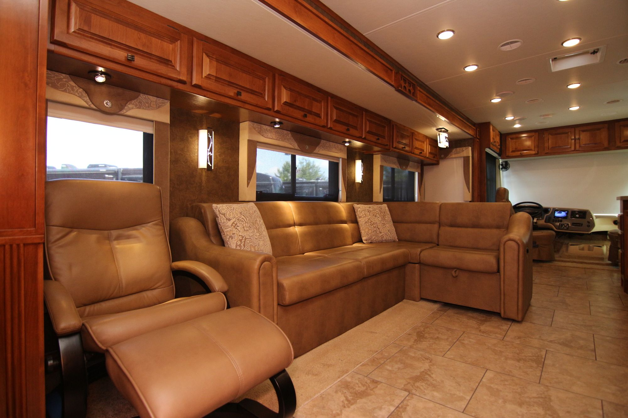 Used 2014 Tiffin Motor Homes Allegro 36LA Class A  For Sale