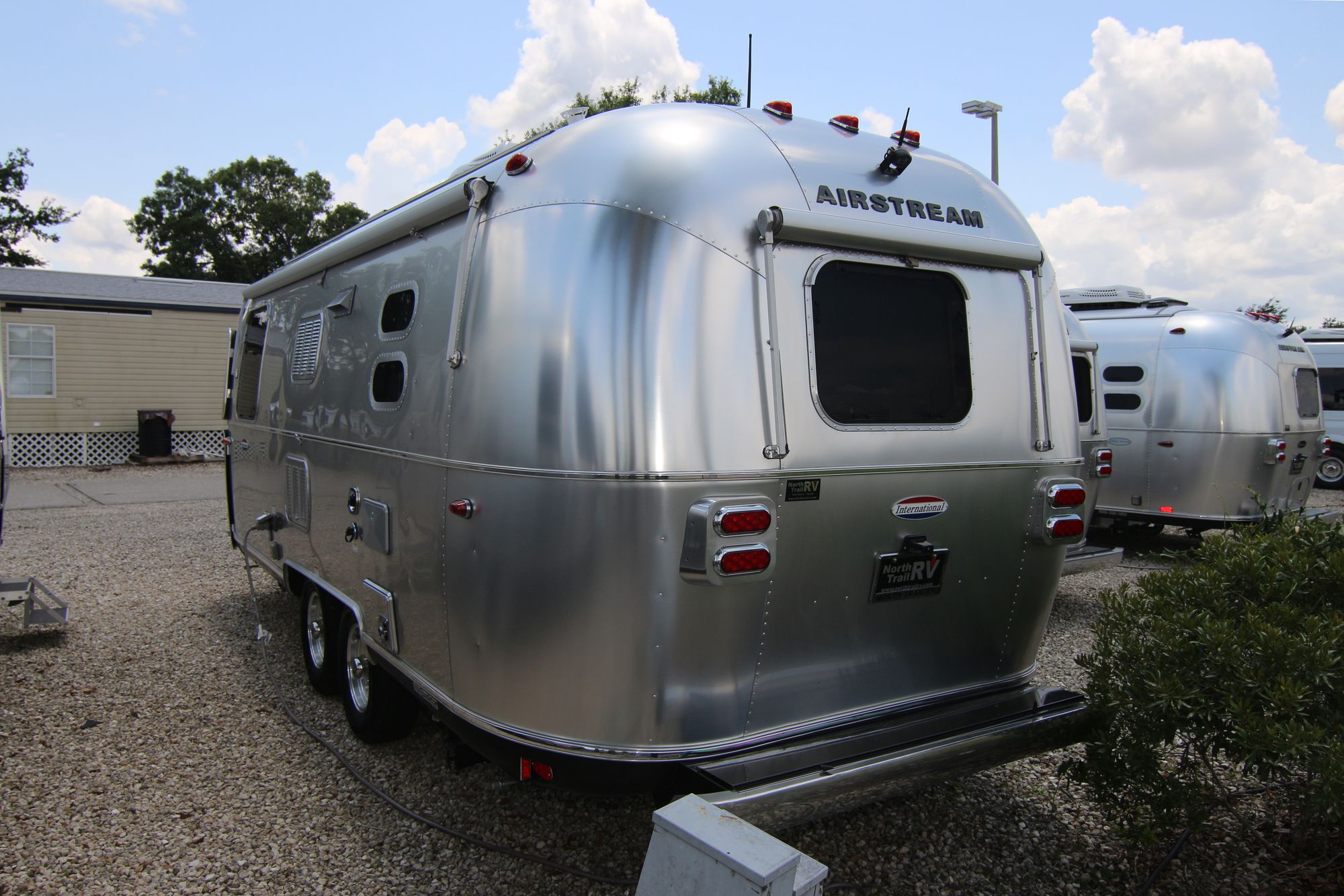 New 2019 Airstream Intl Serenity 23FB Travel Trailer  For Sale