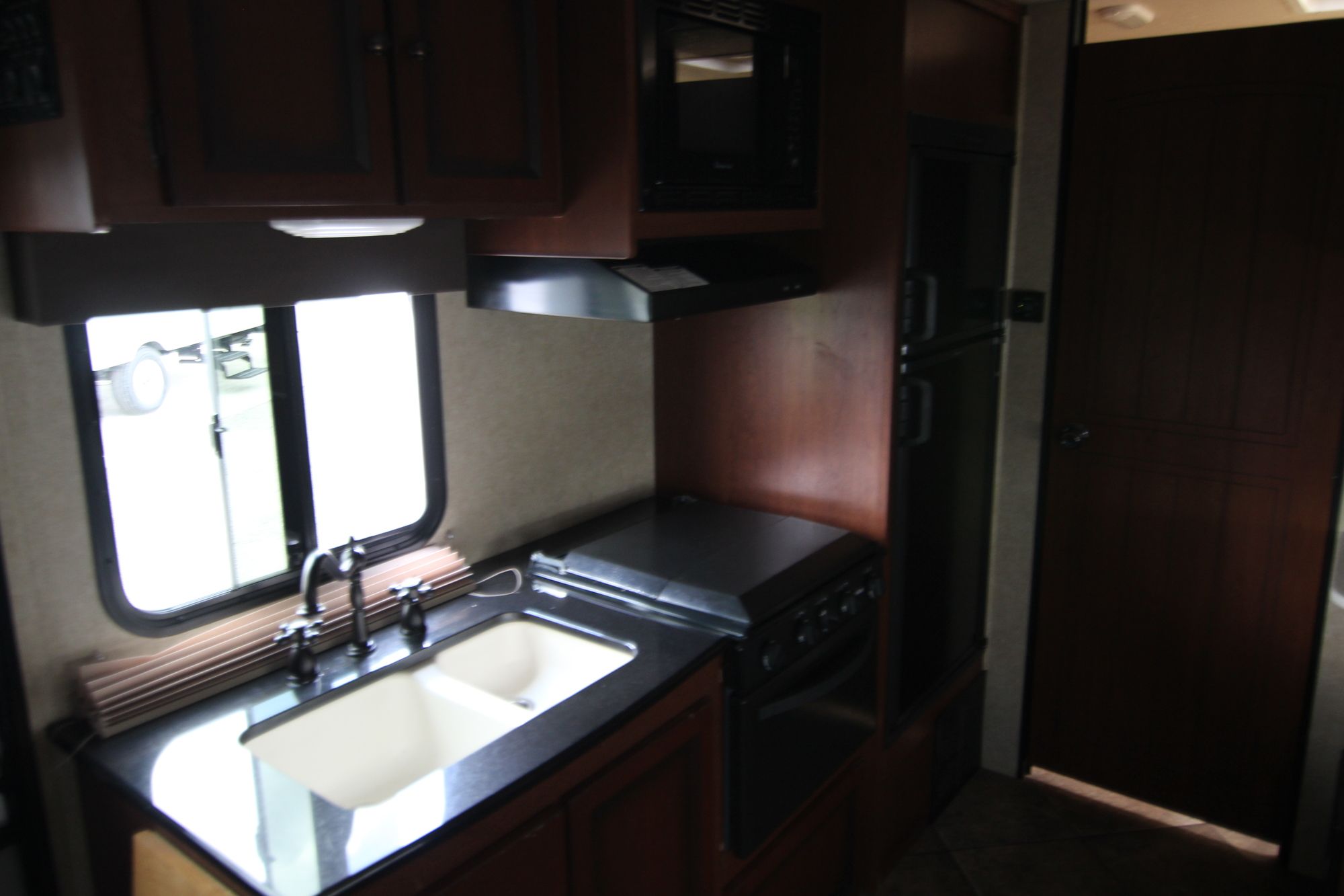 Used 2015 Palomino Solaire 201SS Travel Trailer  For Sale