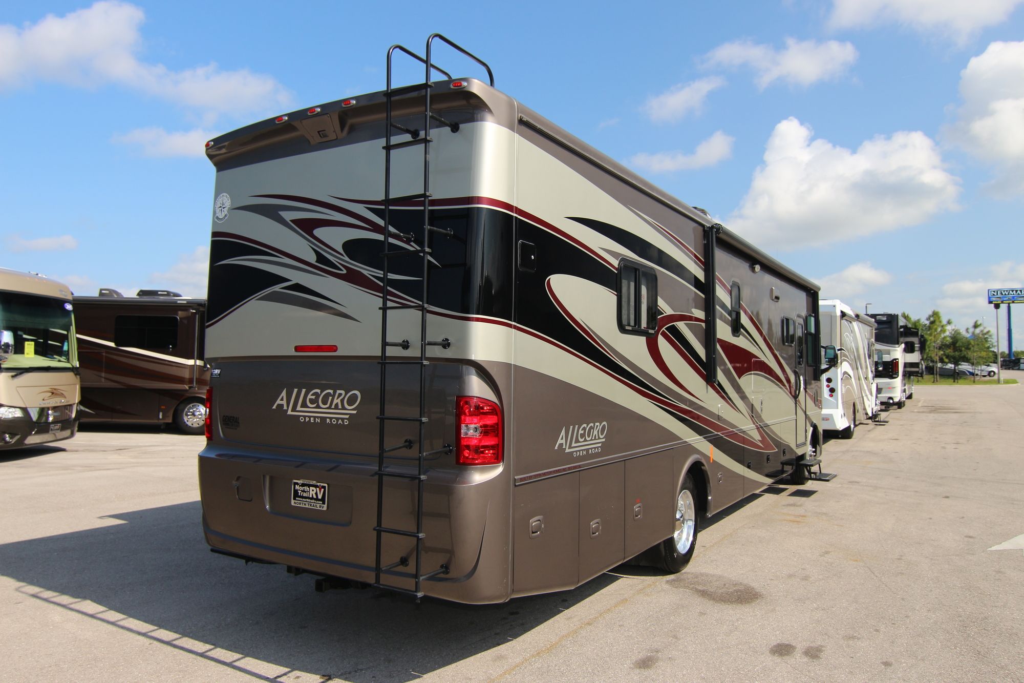 Used 2014 Tiffin Motor Homes Allegro 36LA Class A  For Sale