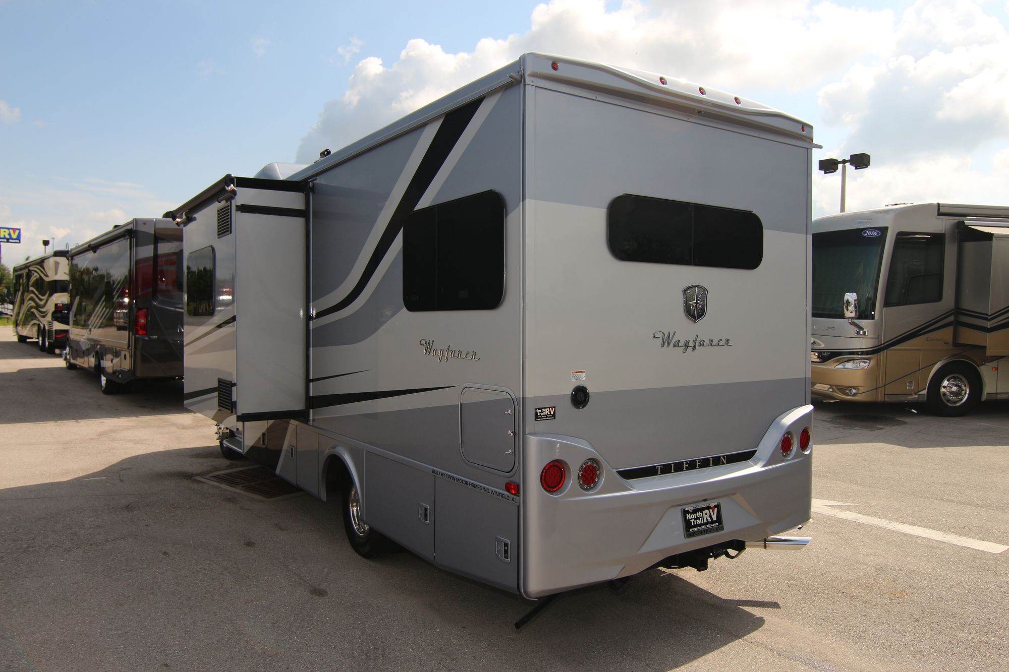 New 2020 Tiffin Motor Homes Wayfarer 24TW Class C  For Sale