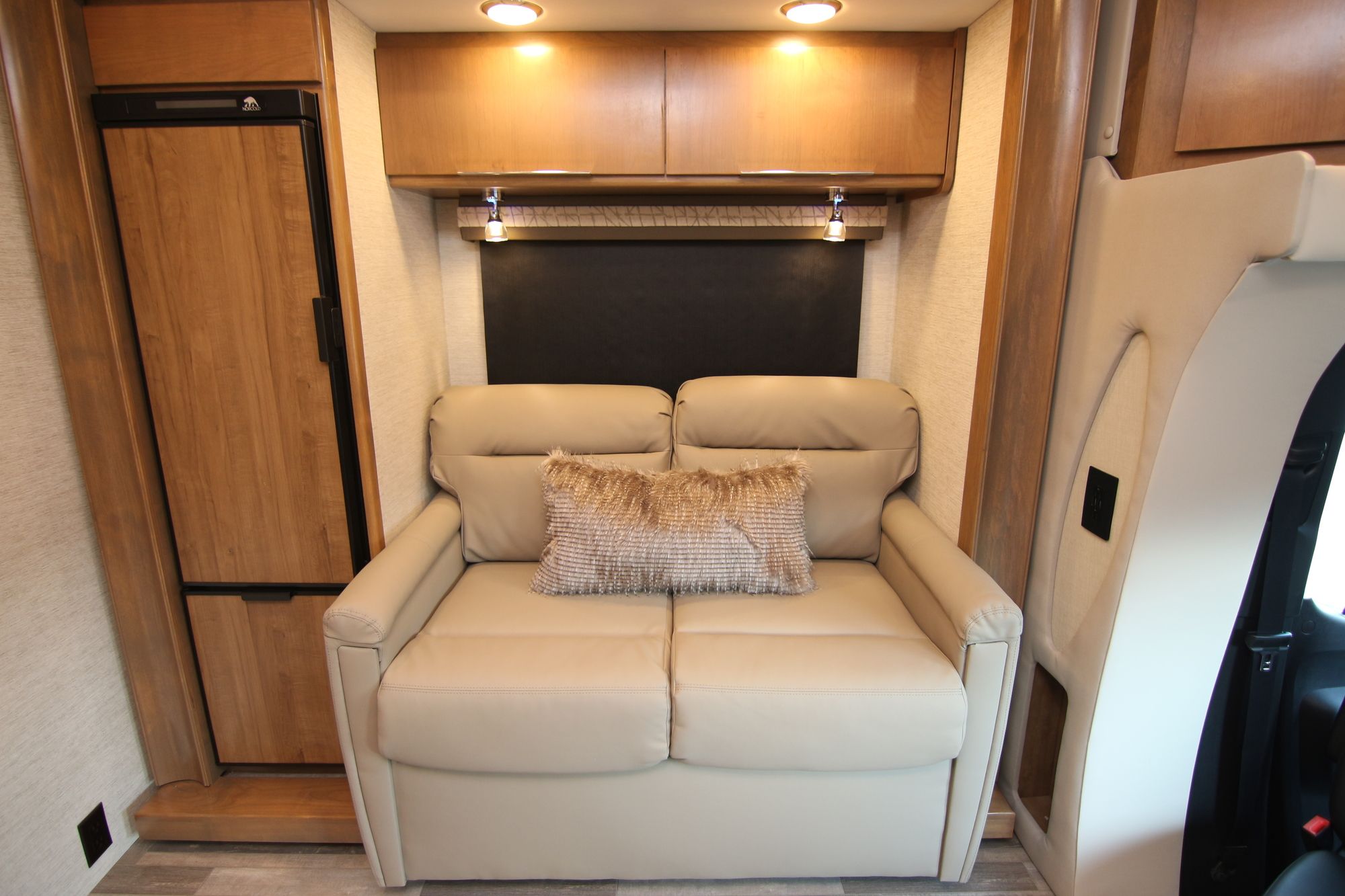 New 2020 Tiffin Motor Homes Wayfarer 24TW Class C  For Sale