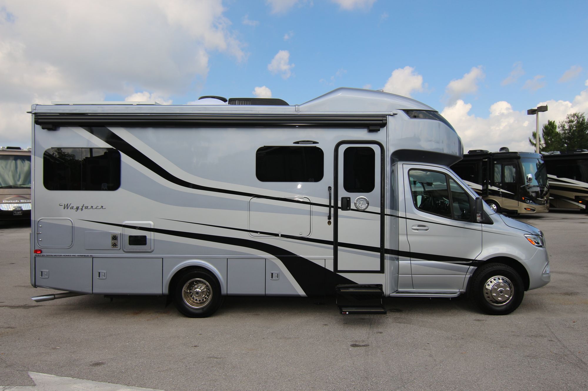 New 2020 Tiffin Motor Homes Wayfarer 24TW Class C  For Sale