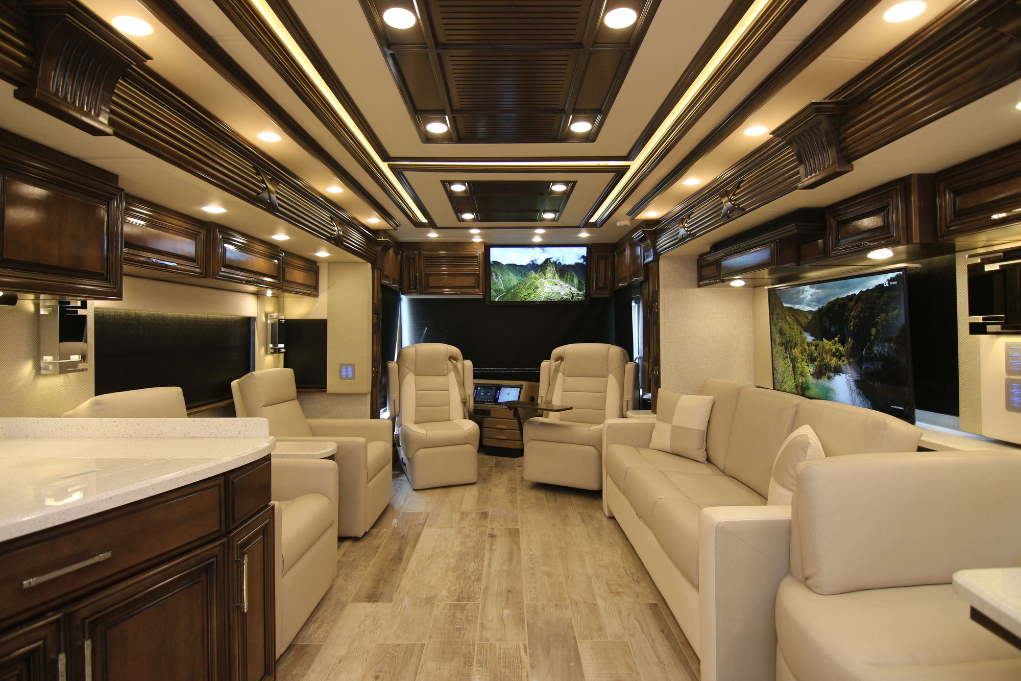 New 2019 Newmar Mountain Aire 4533 Class A  For Sale