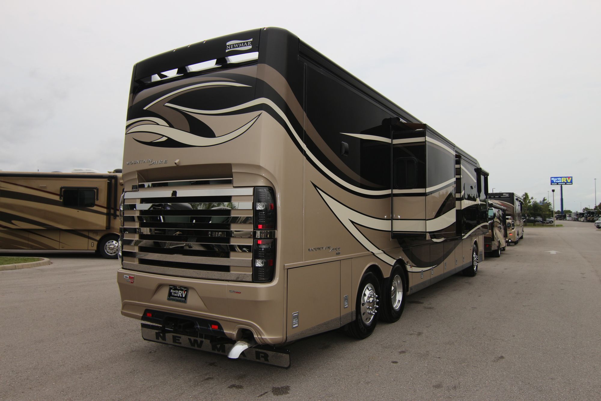 New 2019 Newmar Mountain Aire 4543 Class A  For Sale