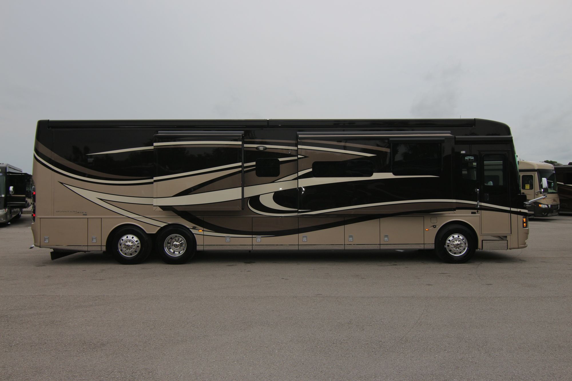 New 2019 Newmar Mountain Aire 4543 Class A  For Sale