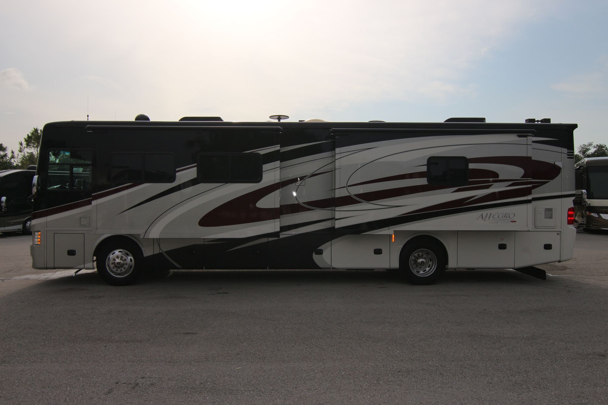 Used 2017 Tiffin Motor Homes Allegro Red 37PA Class A  For Sale