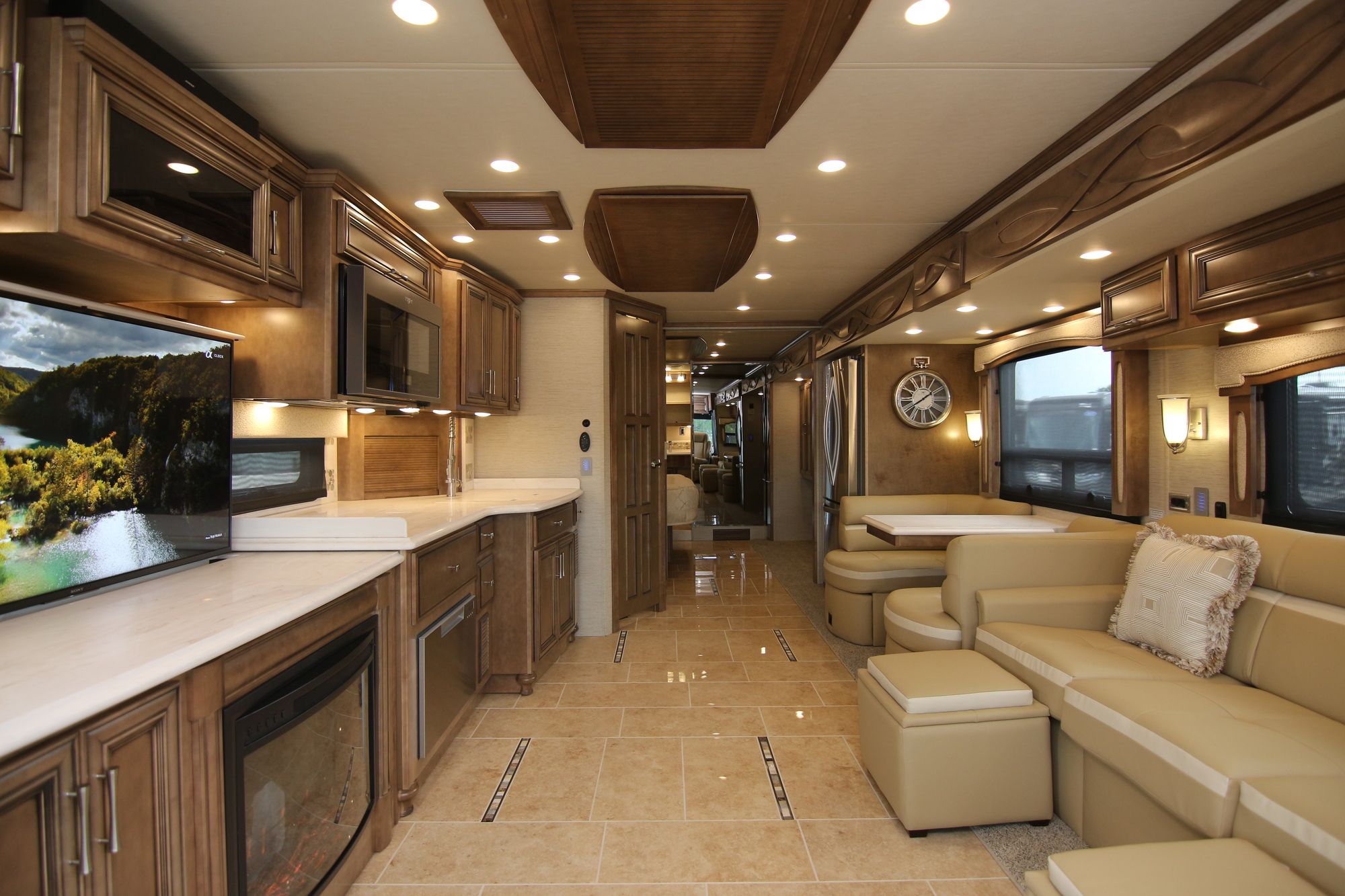 New 2019 Newmar Ventana 3709 Class A  For Sale