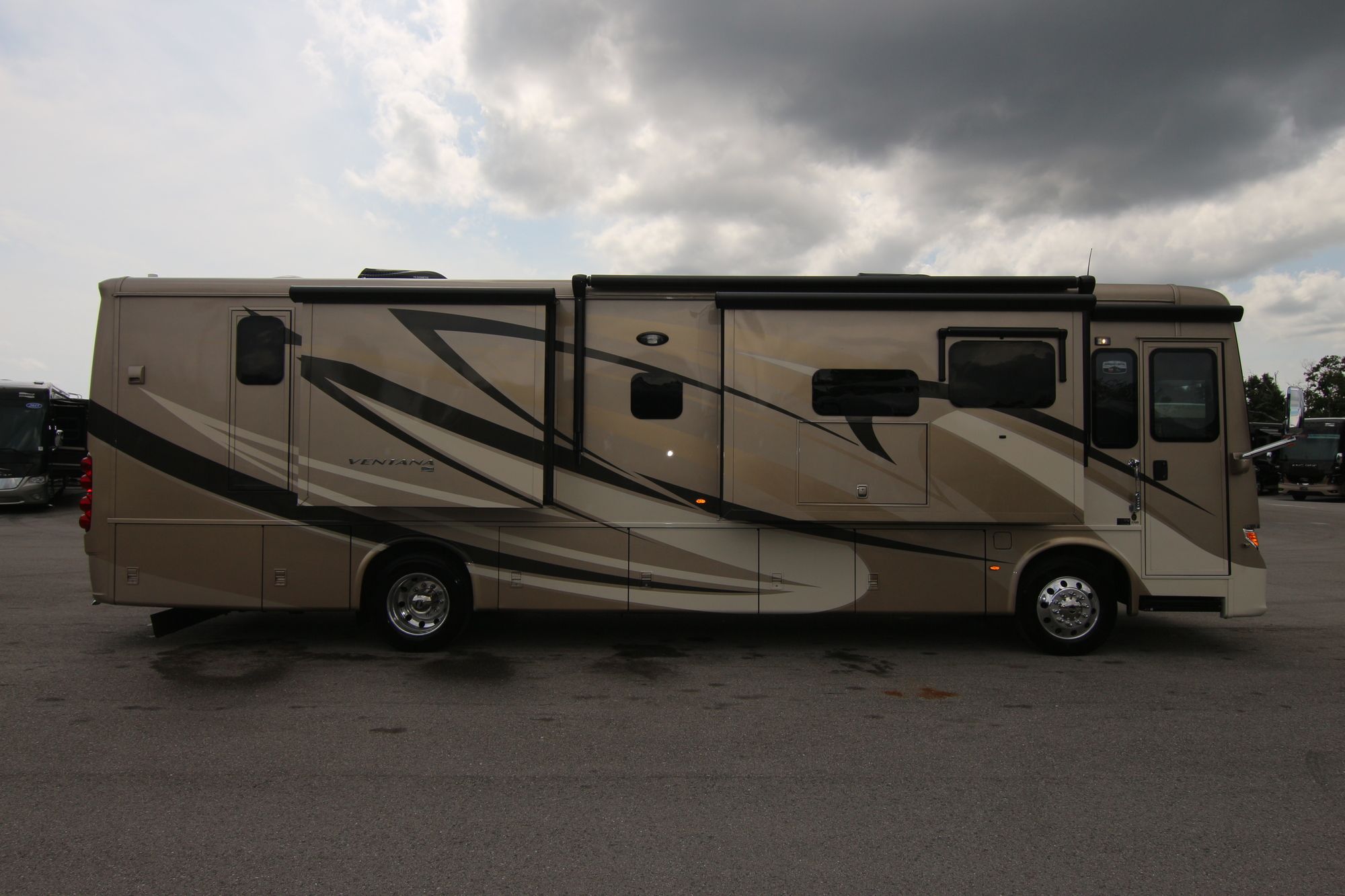 New 2019 Newmar Ventana 3709 Class A  For Sale