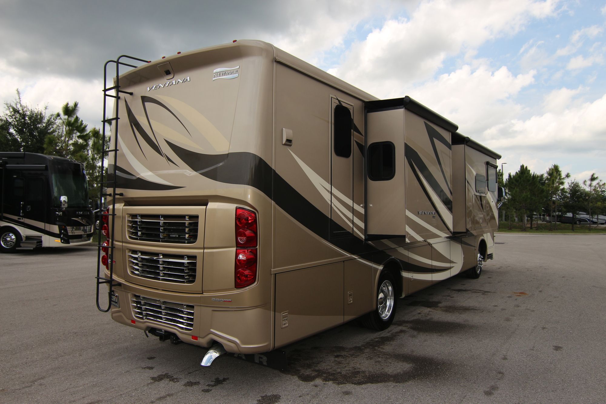 New 2019 Newmar Ventana 3709 Class A  For Sale