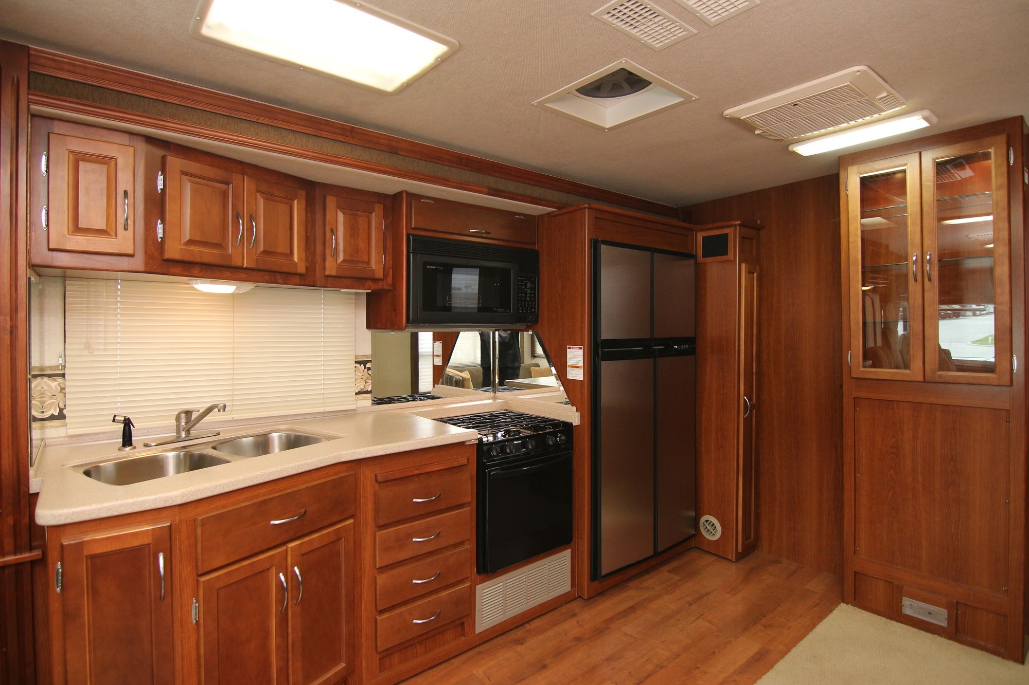 Used 2005 Fleetwood Southwind 37C Class A  For Sale