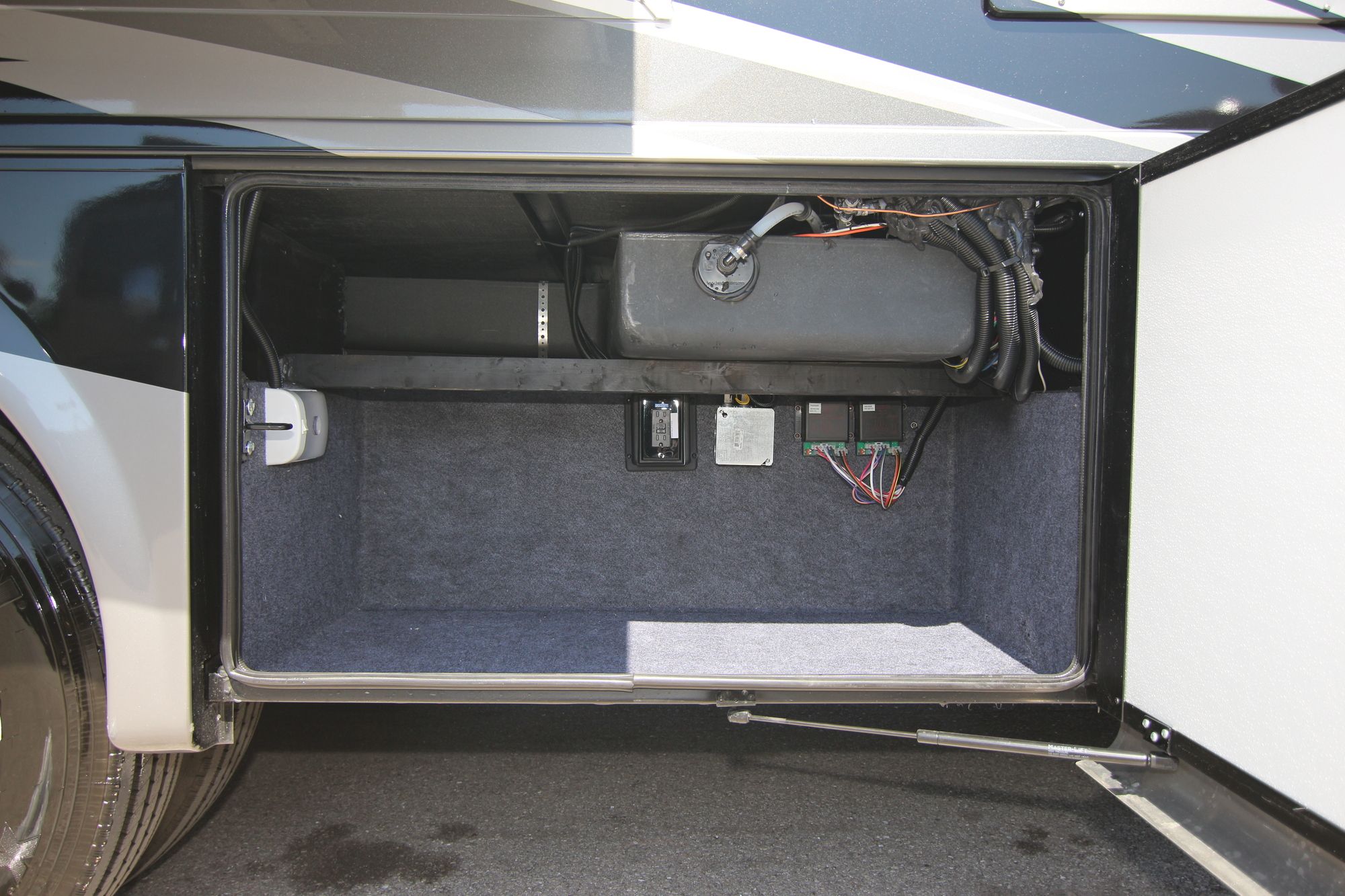 New 2019 Newmar Canyon Star TOYHAULER Class A  For Sale