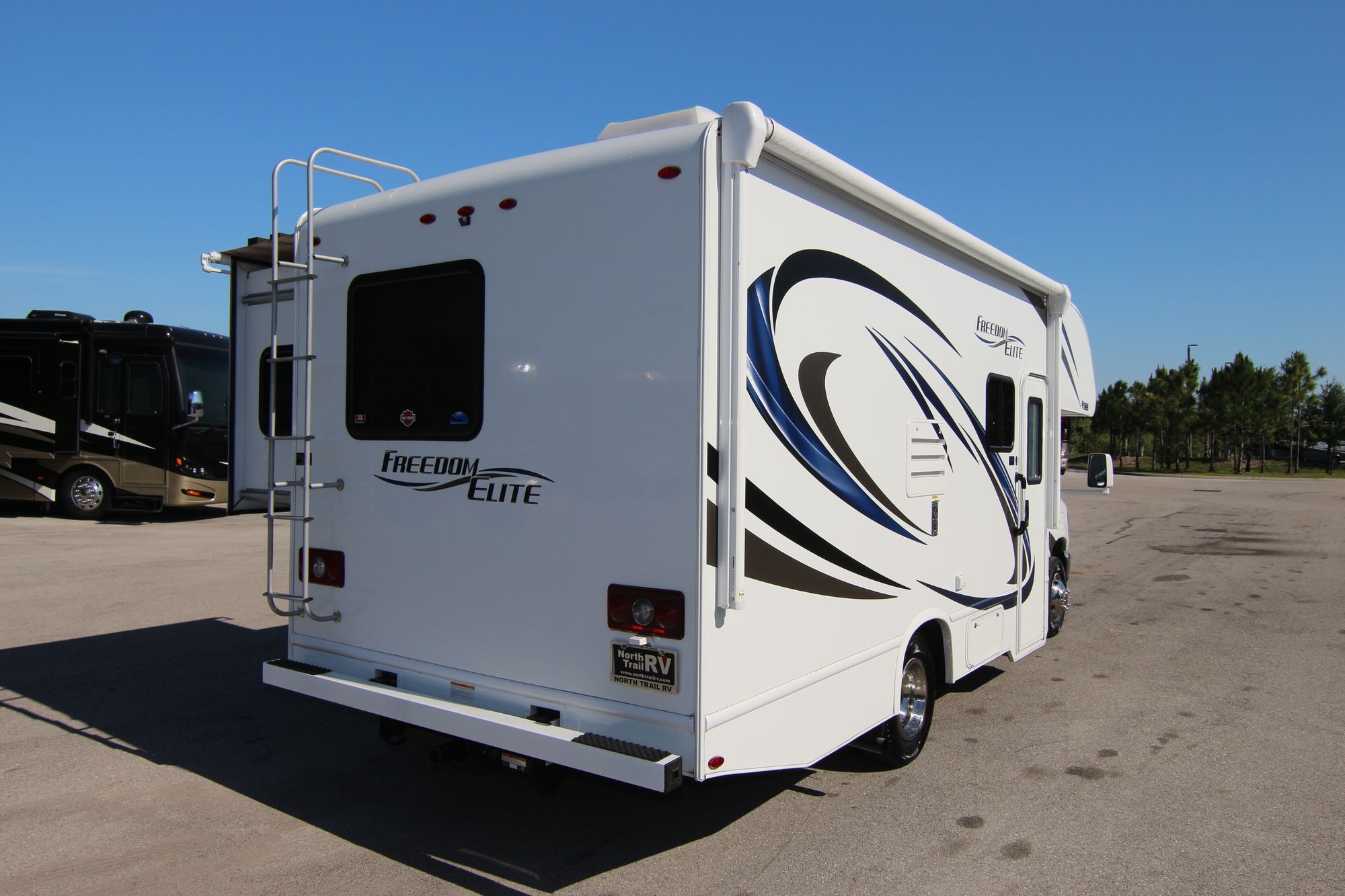 2018 Thor Motor Coach Freedom Elite 22FE Class C Motorhome (Stock# 11925-1) 2018 Thor Motor Coach Freedom Elite 22fe