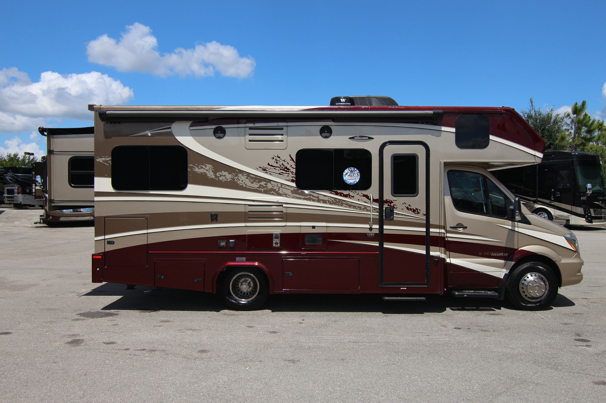 New 2020 Dynamax Isata 3 24RW Class C  For Sale