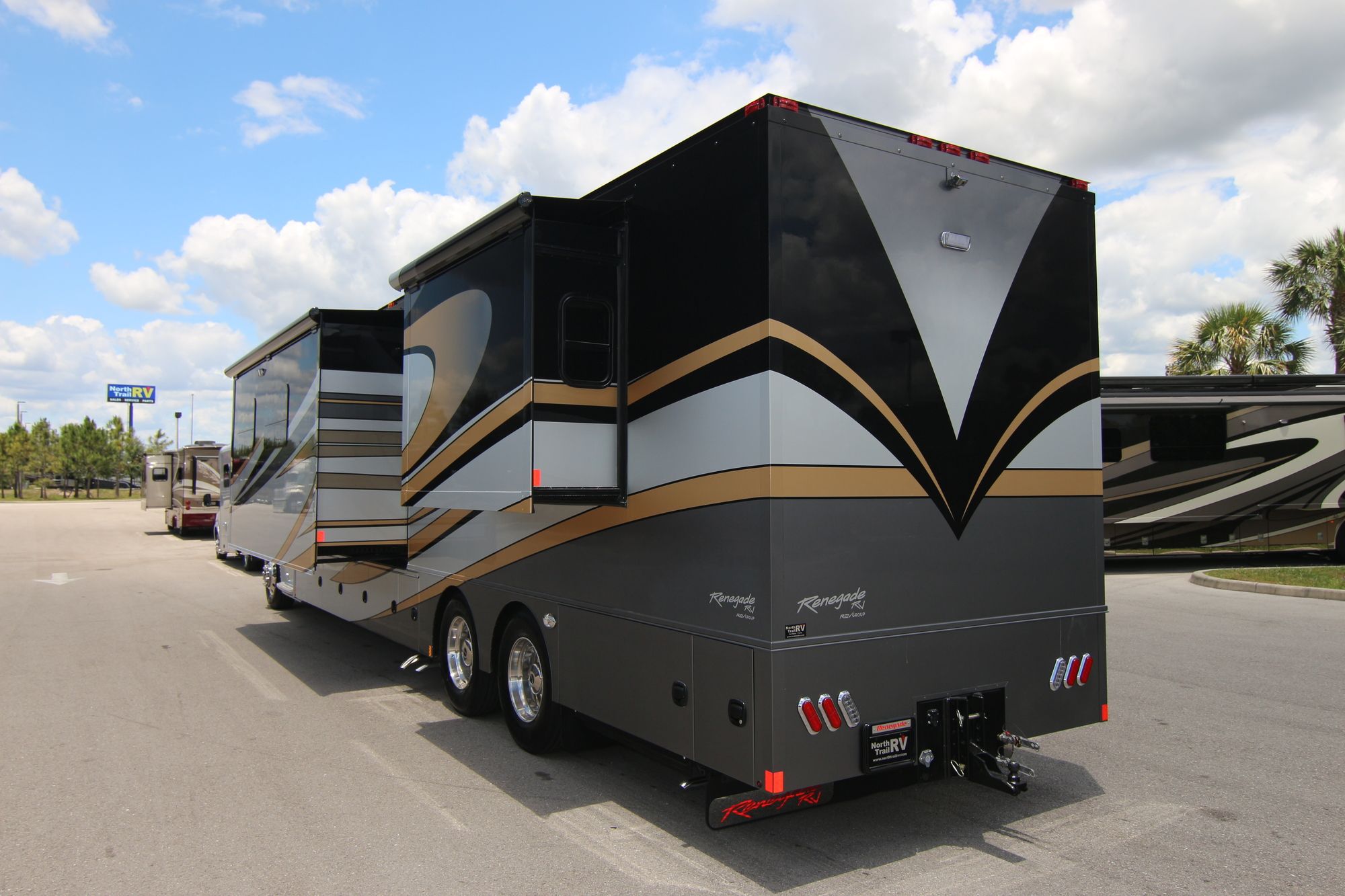 New 2020 Renegade Rv Classic 45CBH Super C  For Sale