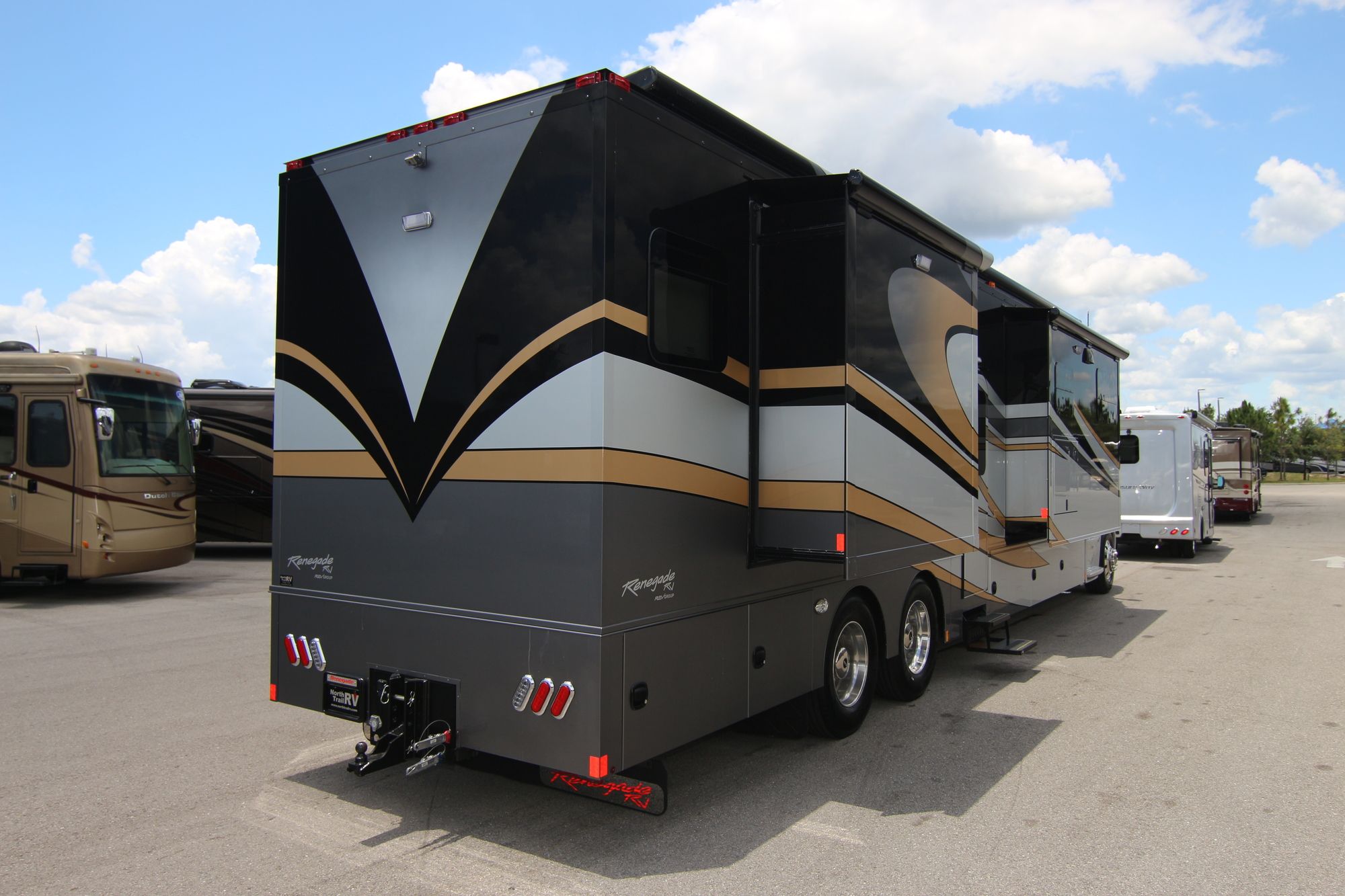 New 2020 Renegade Rv Classic 45CBH Super C  For Sale