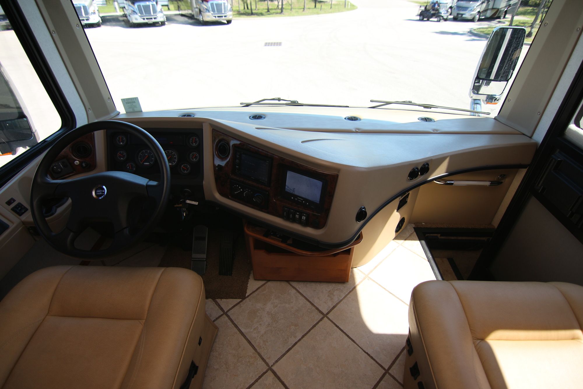 Used 2011 Fleetwood Discovery 40X Class A  For Sale