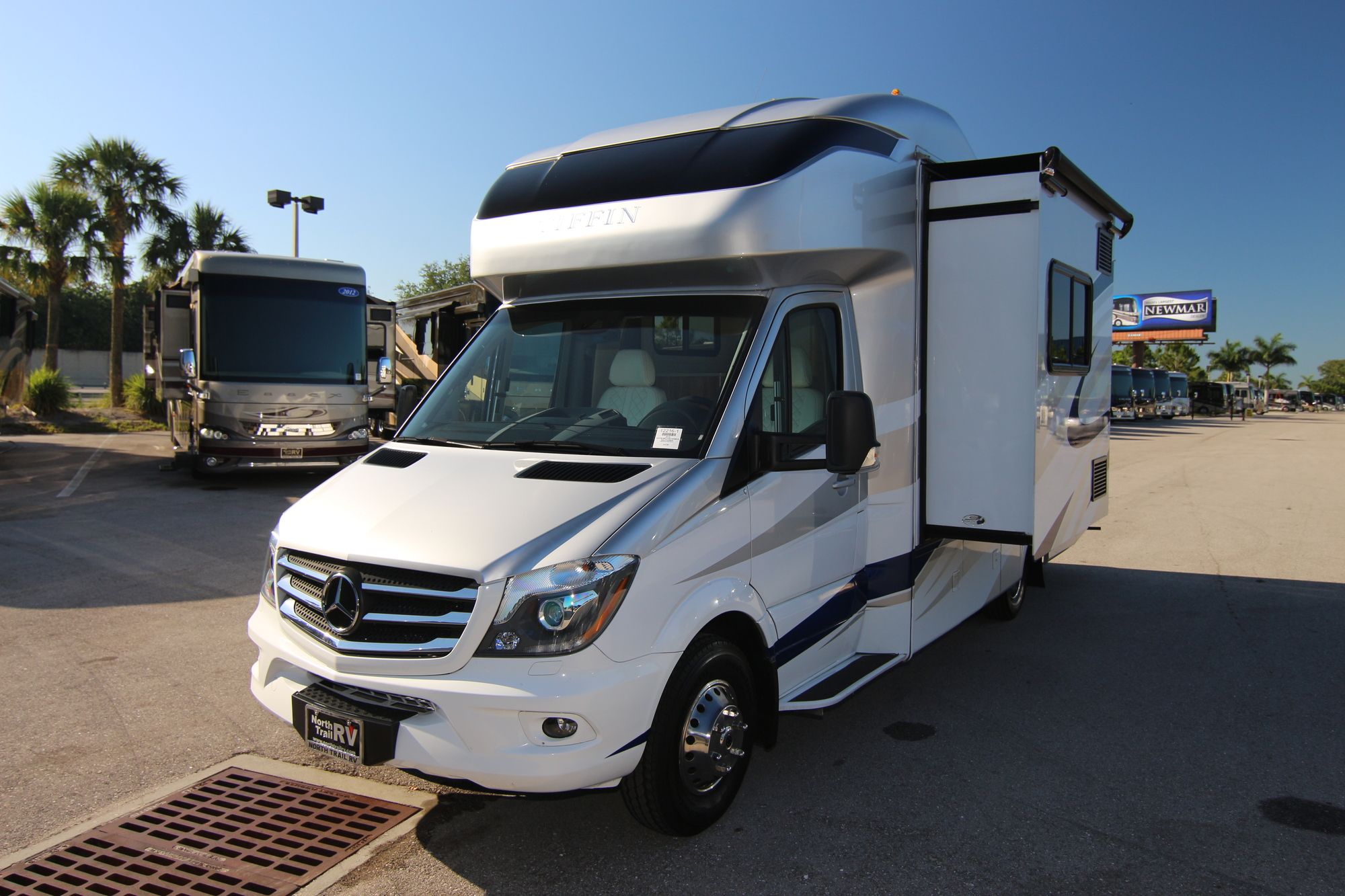 Used 2018 Tiffin Motor Homes Wayfarer 24TW Class C  For Sale