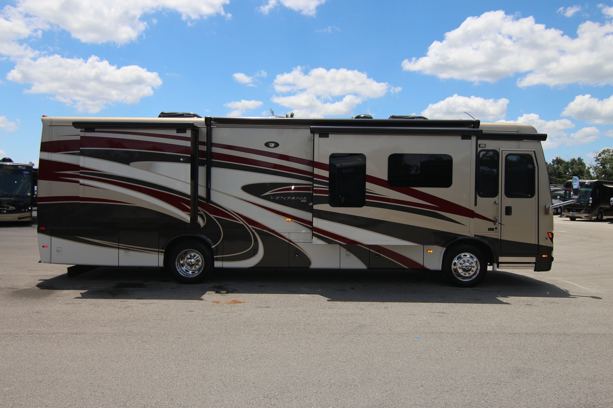 Used 2015 Newmar Ventana 3635 Class A  For Sale