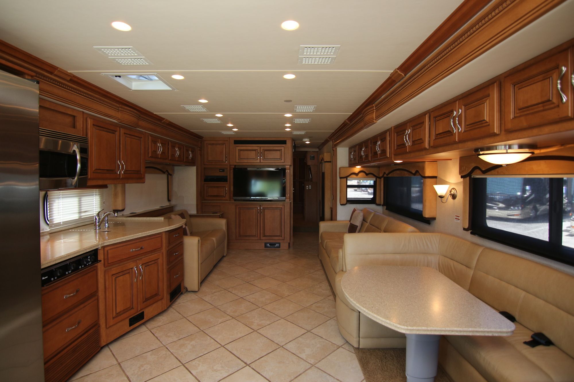 Used 2011 Fleetwood Discovery 40X Class A  For Sale