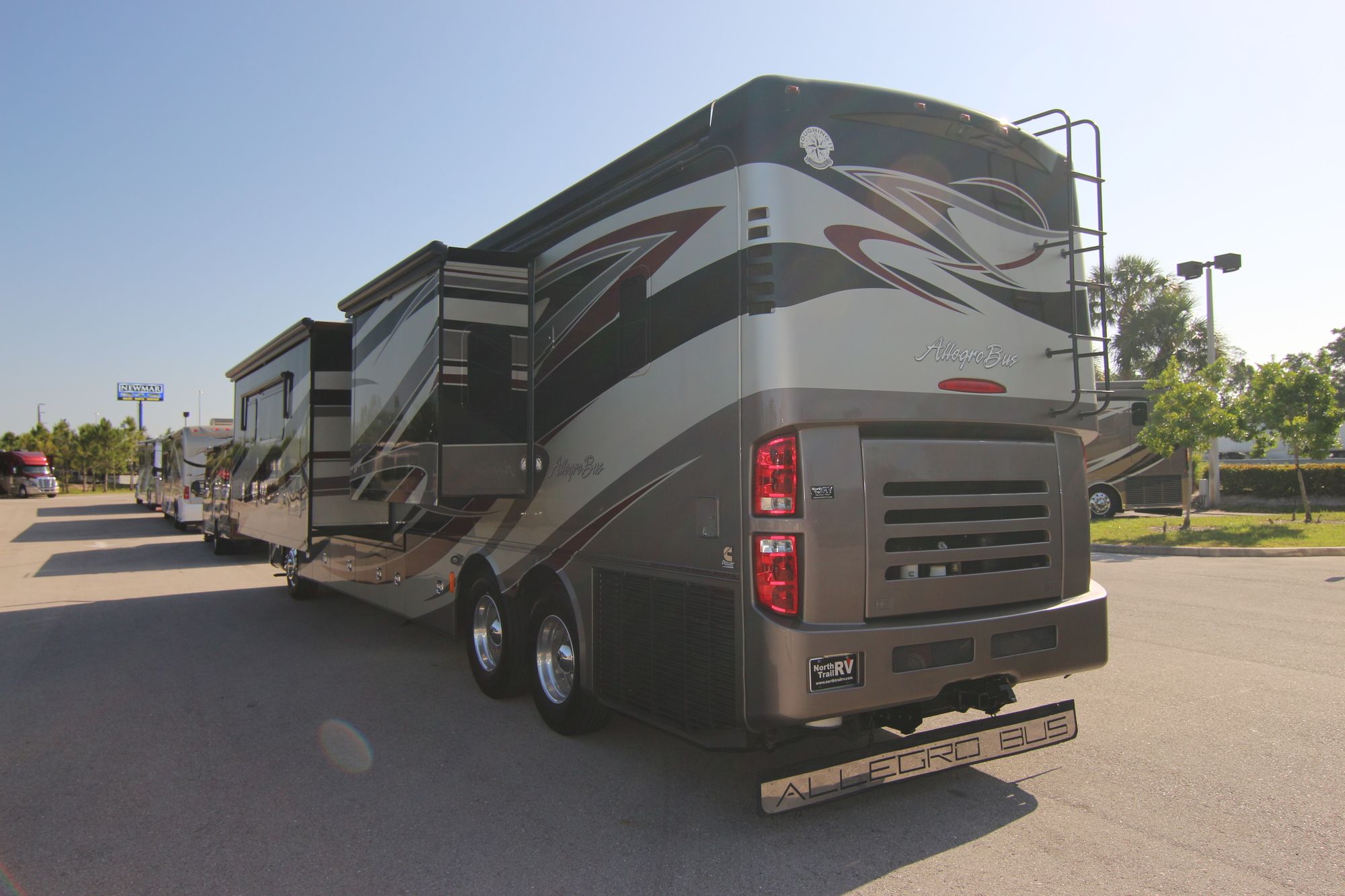 Used 2013 Tiffin Motor Homes Allegro Bus 43QGP Class A  For Sale