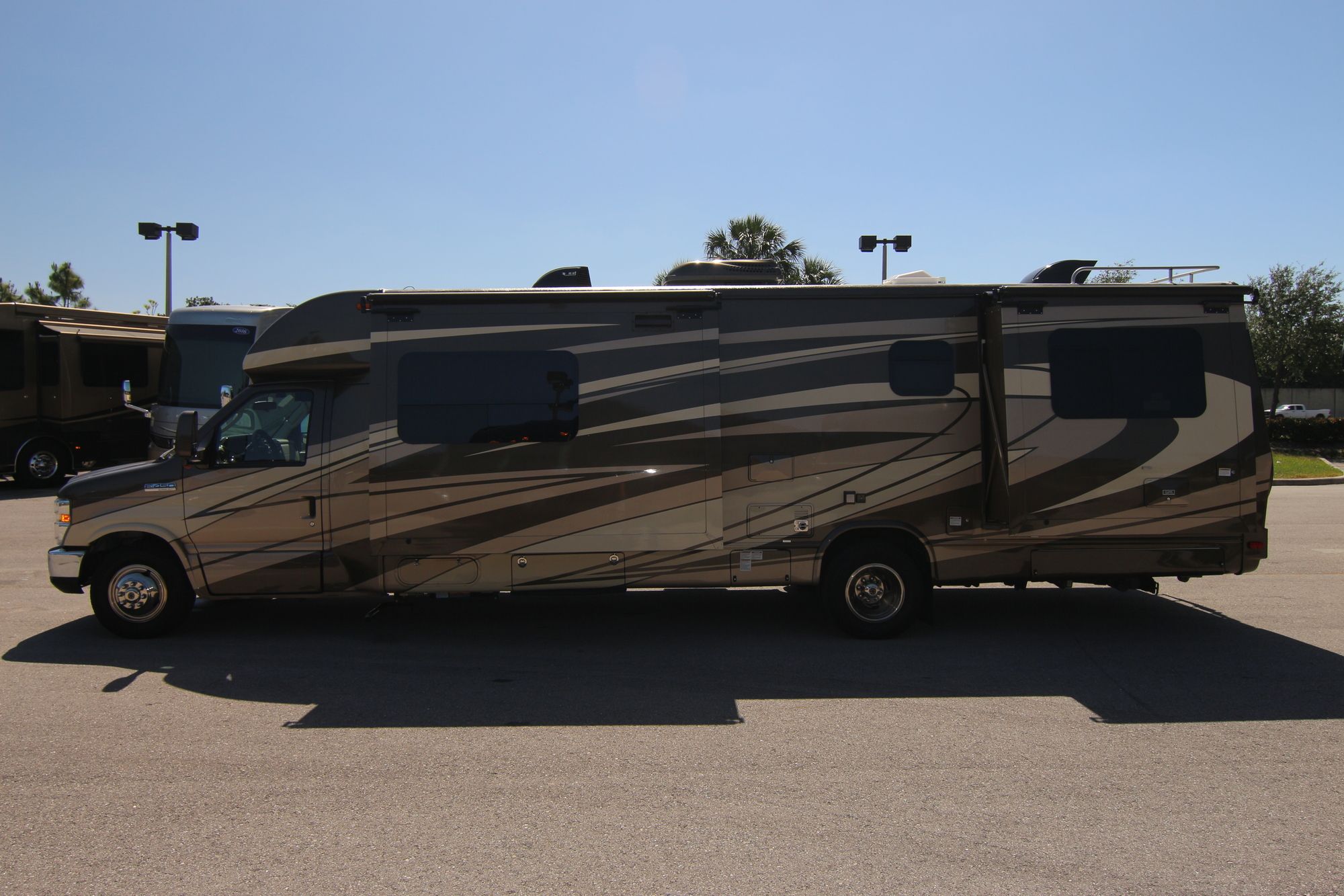 Used 2016 Phoenix Crusier Phoenix Cruiser 2901D Class C  For Sale