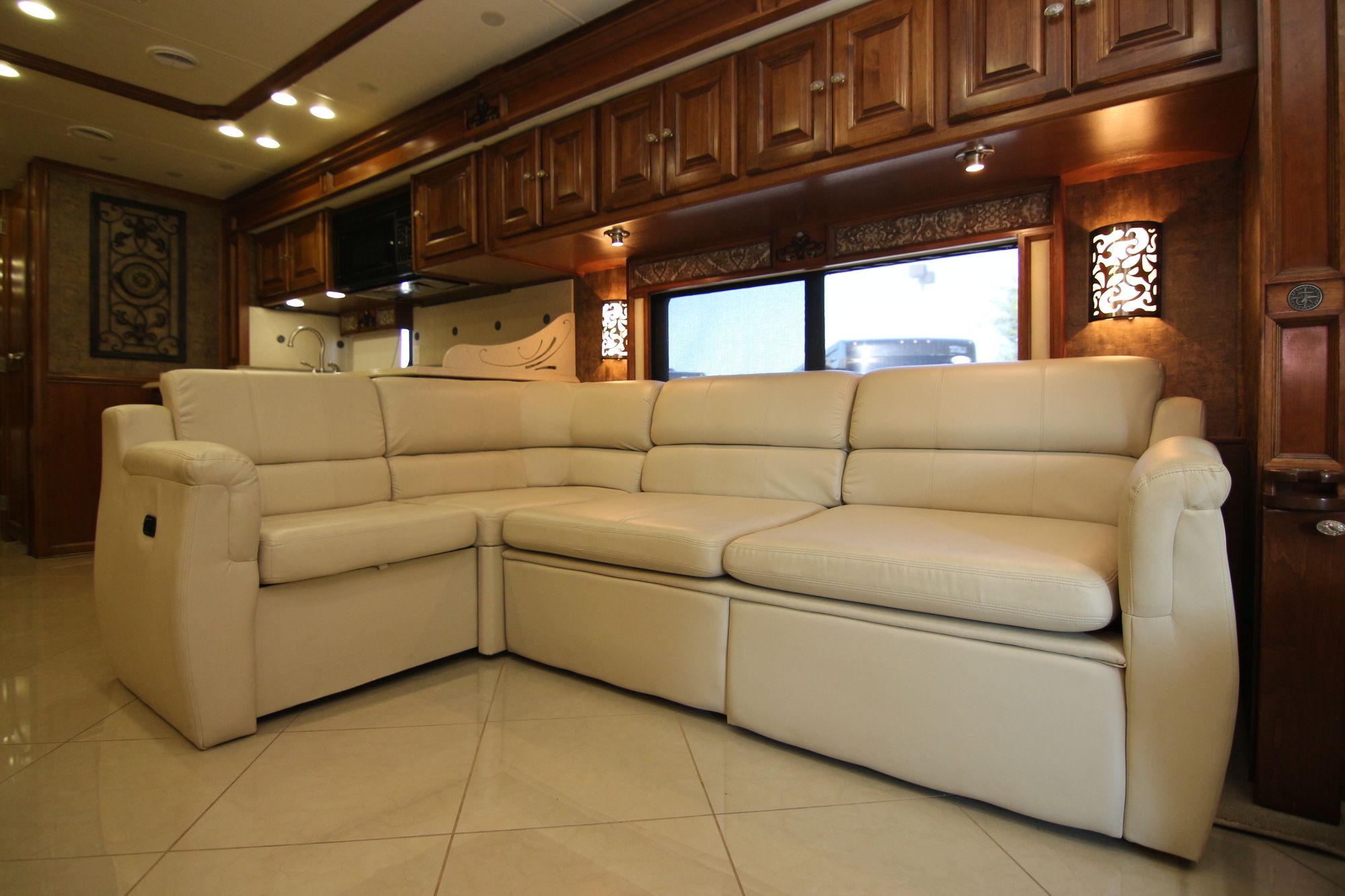 Used 2012 Tiffin Motor Homes Phaeton 42LH Class A  For Sale