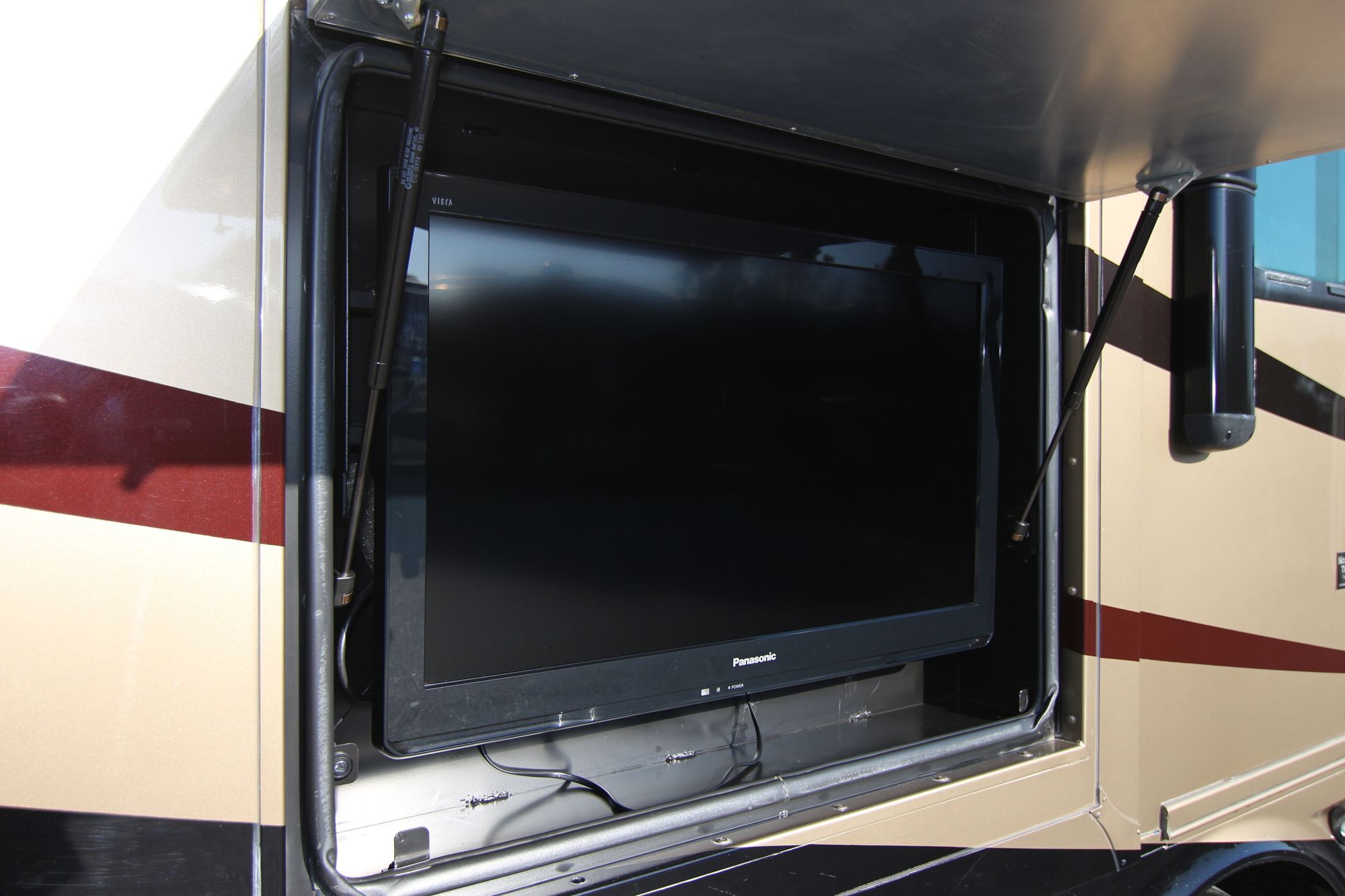 Used 2012 Tiffin Motor Homes Phaeton 42LH Class A  For Sale