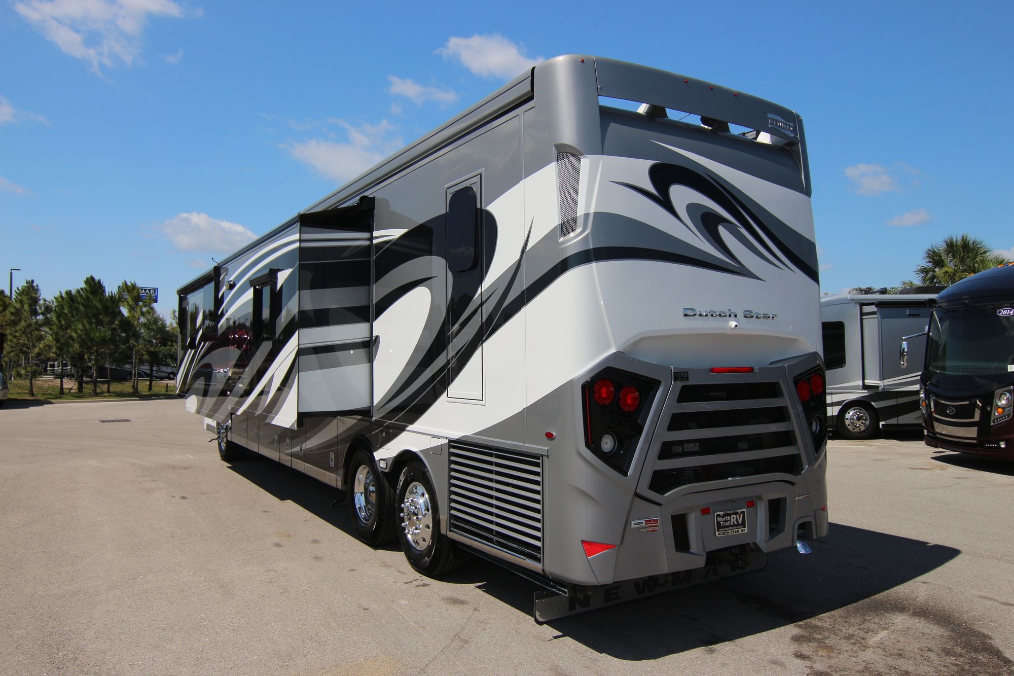 New 2019 Newmar Dutch Star 4369 Class A  For Sale