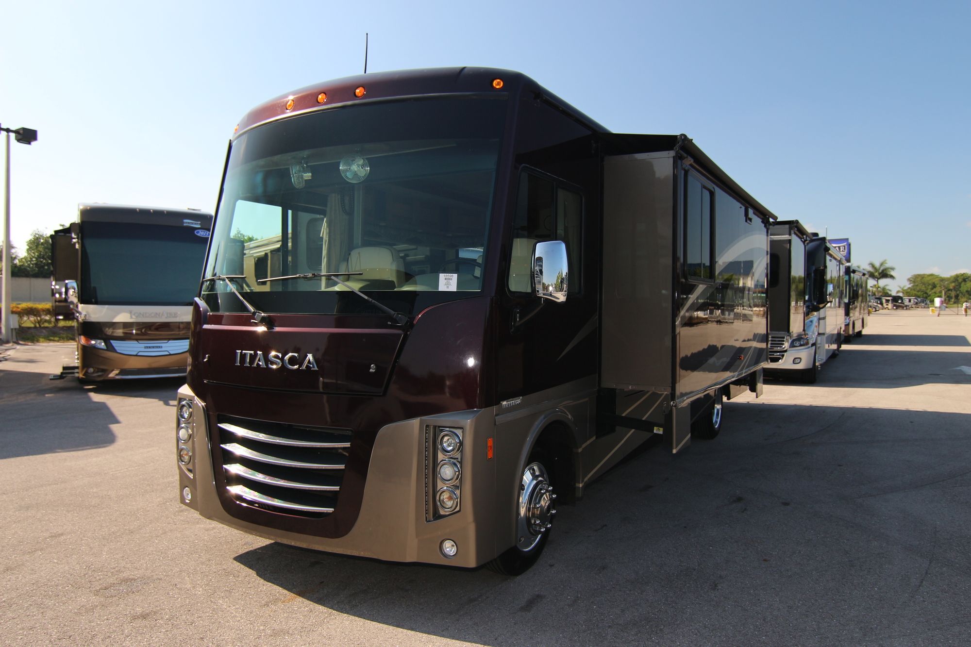 Used 2016 Itasca Sunova 35G Class A  For Sale