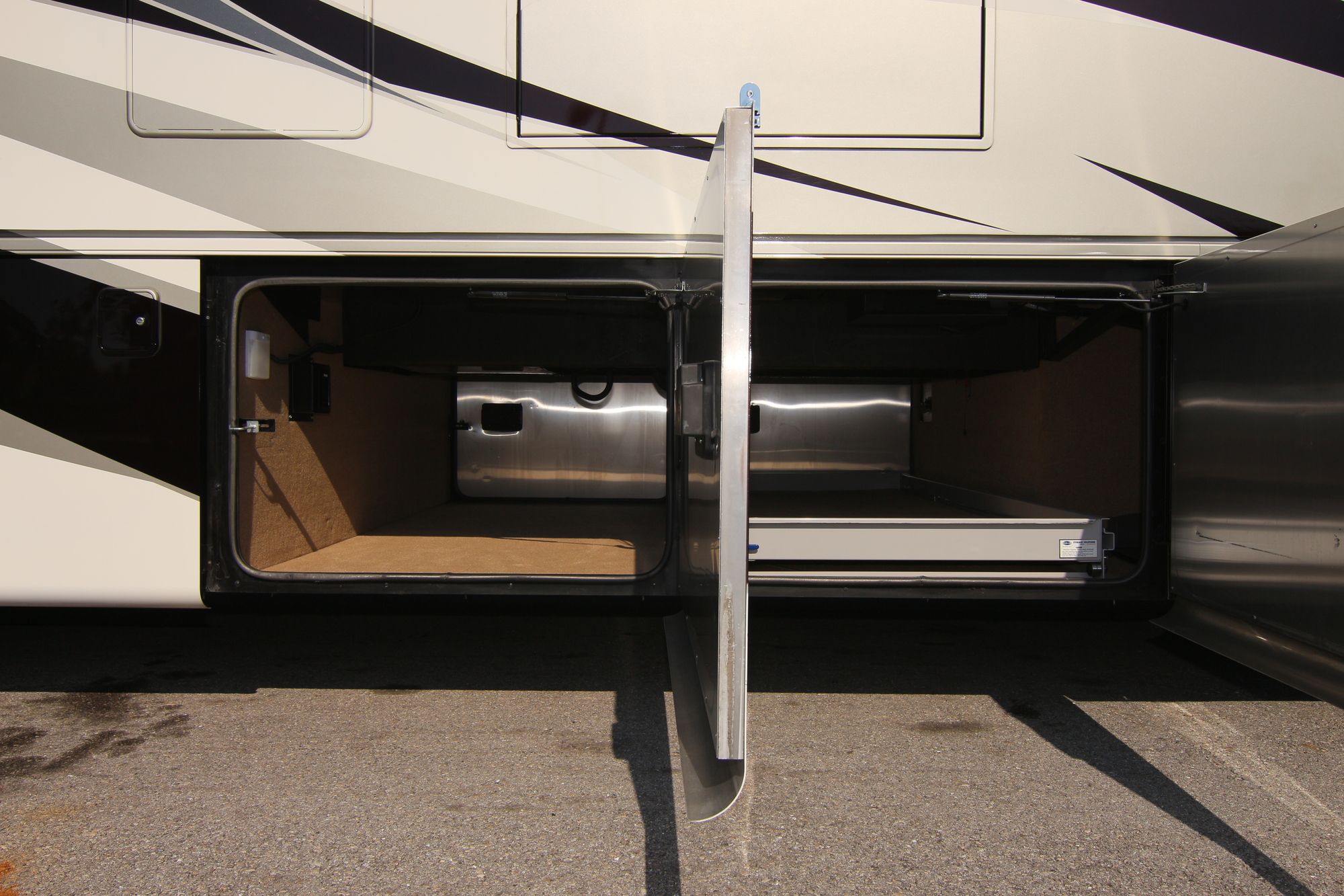 Used 2018 Tiffin Motor Homes Phaeton 40IH Class A  For Sale