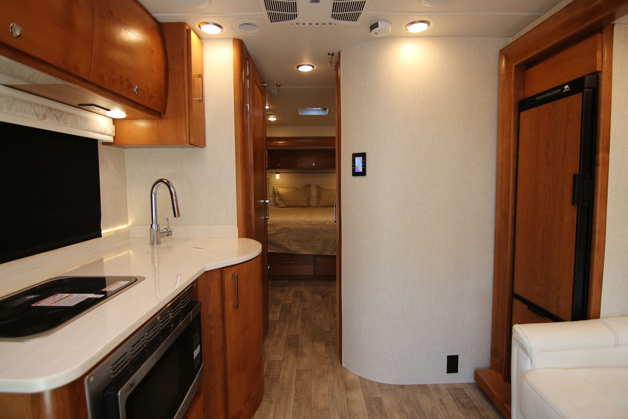 Used 2019 Tiffin Motor Homes Wayfarer 24BW Class C  For Sale