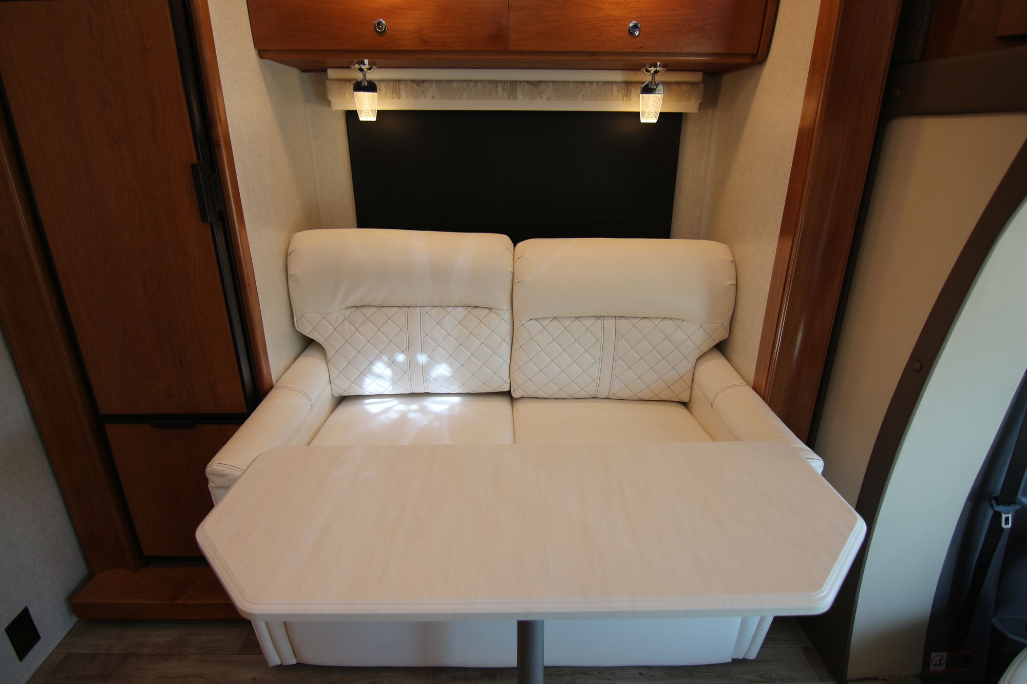 Used 2019 Tiffin Motor Homes Wayfarer 24BW Class C  For Sale