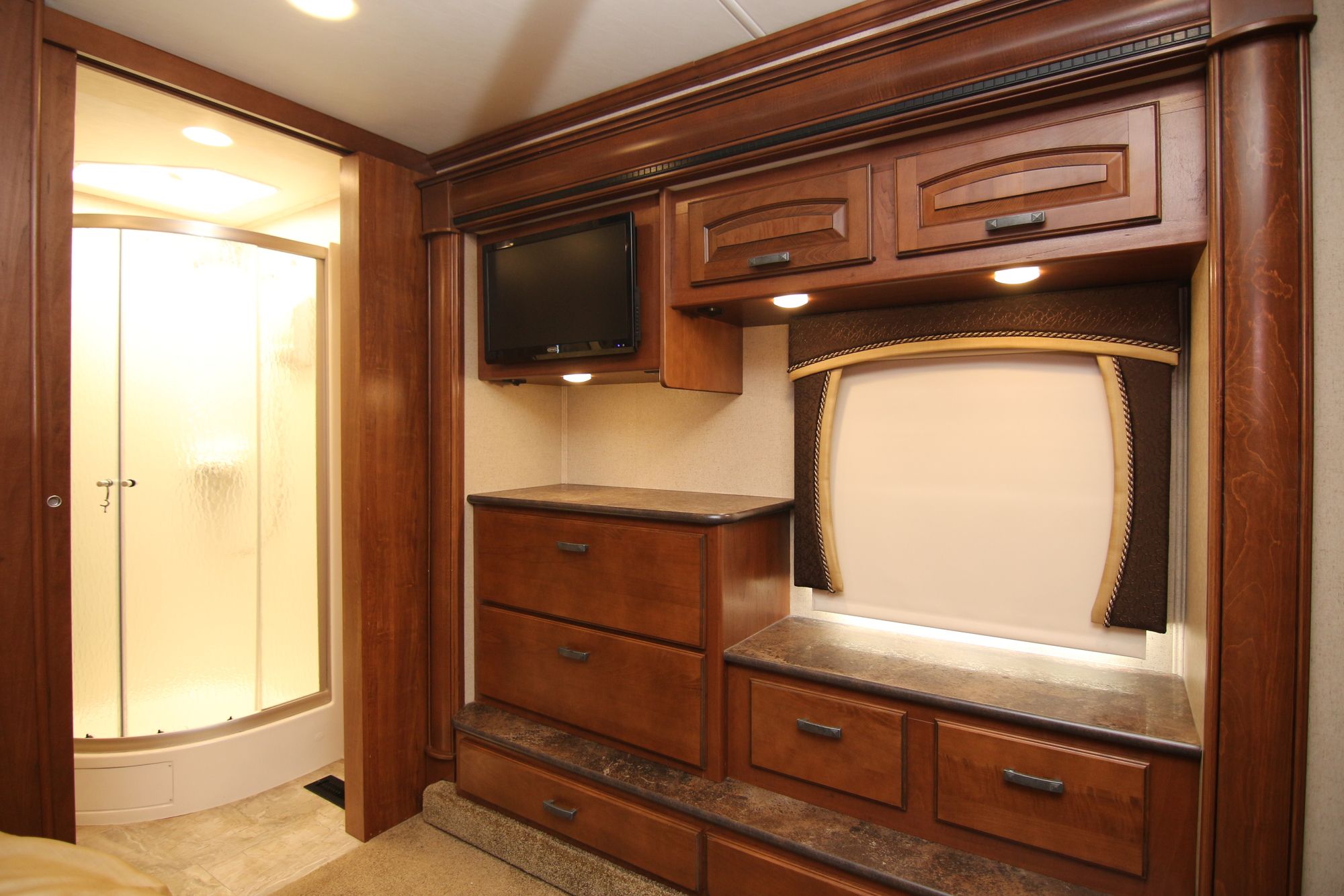 Used 2015 Jayco Seneca 37HJ Super C  For Sale