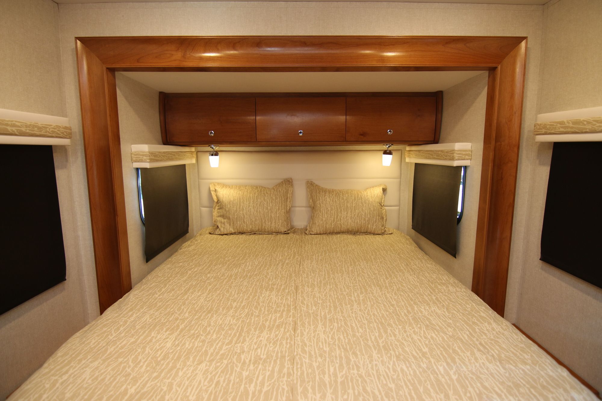 Used 2019 Tiffin Motor Homes Wayfarer 24BW Class C  For Sale