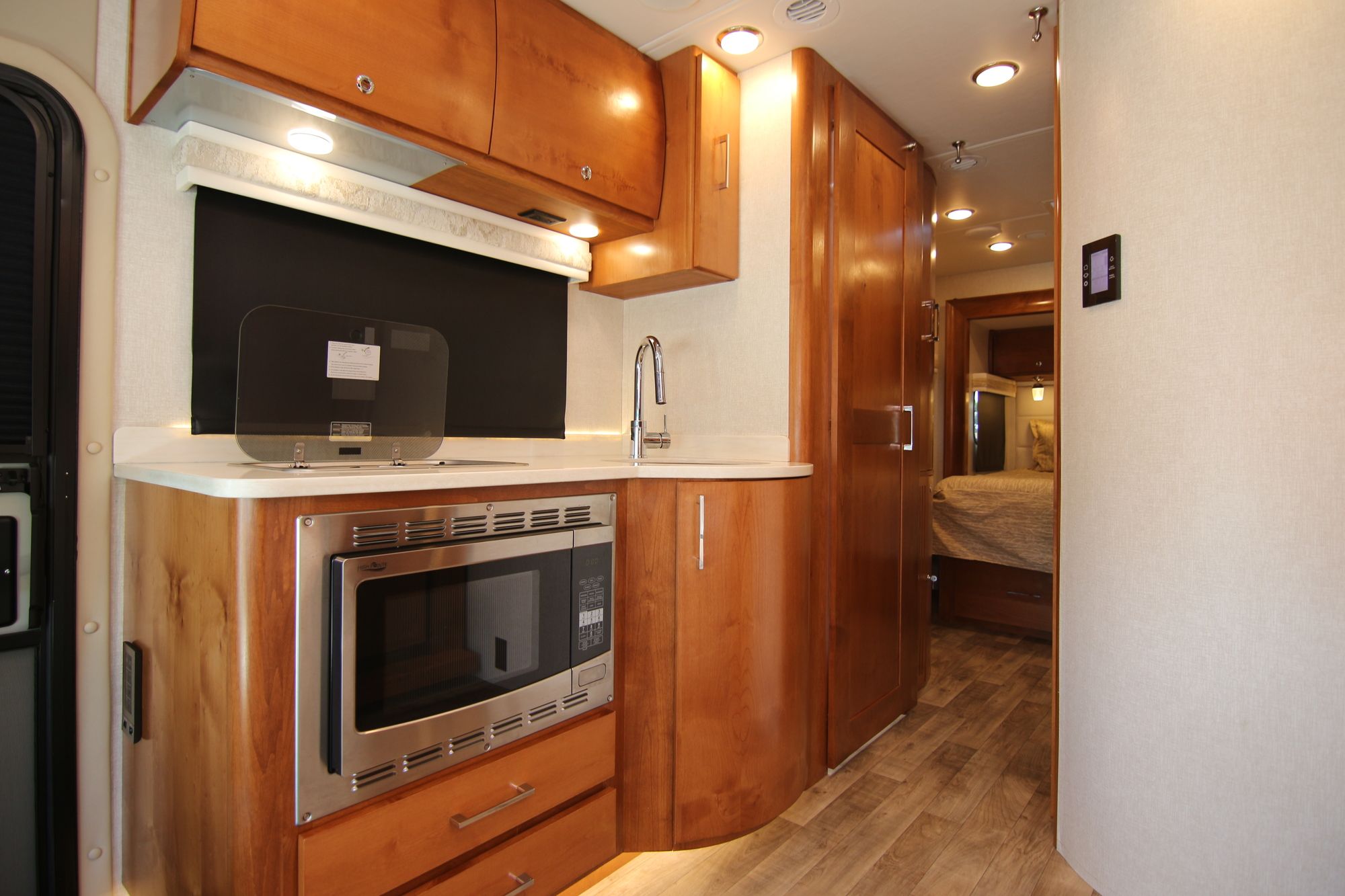 Used 2019 Tiffin Motor Homes Wayfarer 24BW Class C  For Sale