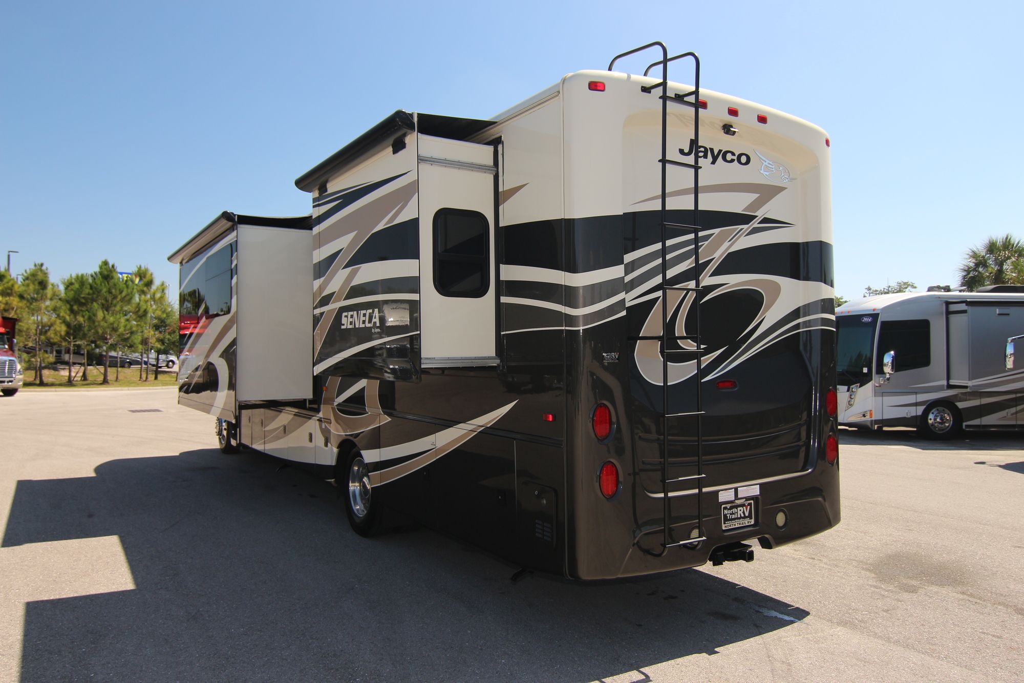 Used 2015 Jayco Seneca 37HJ Super C  For Sale