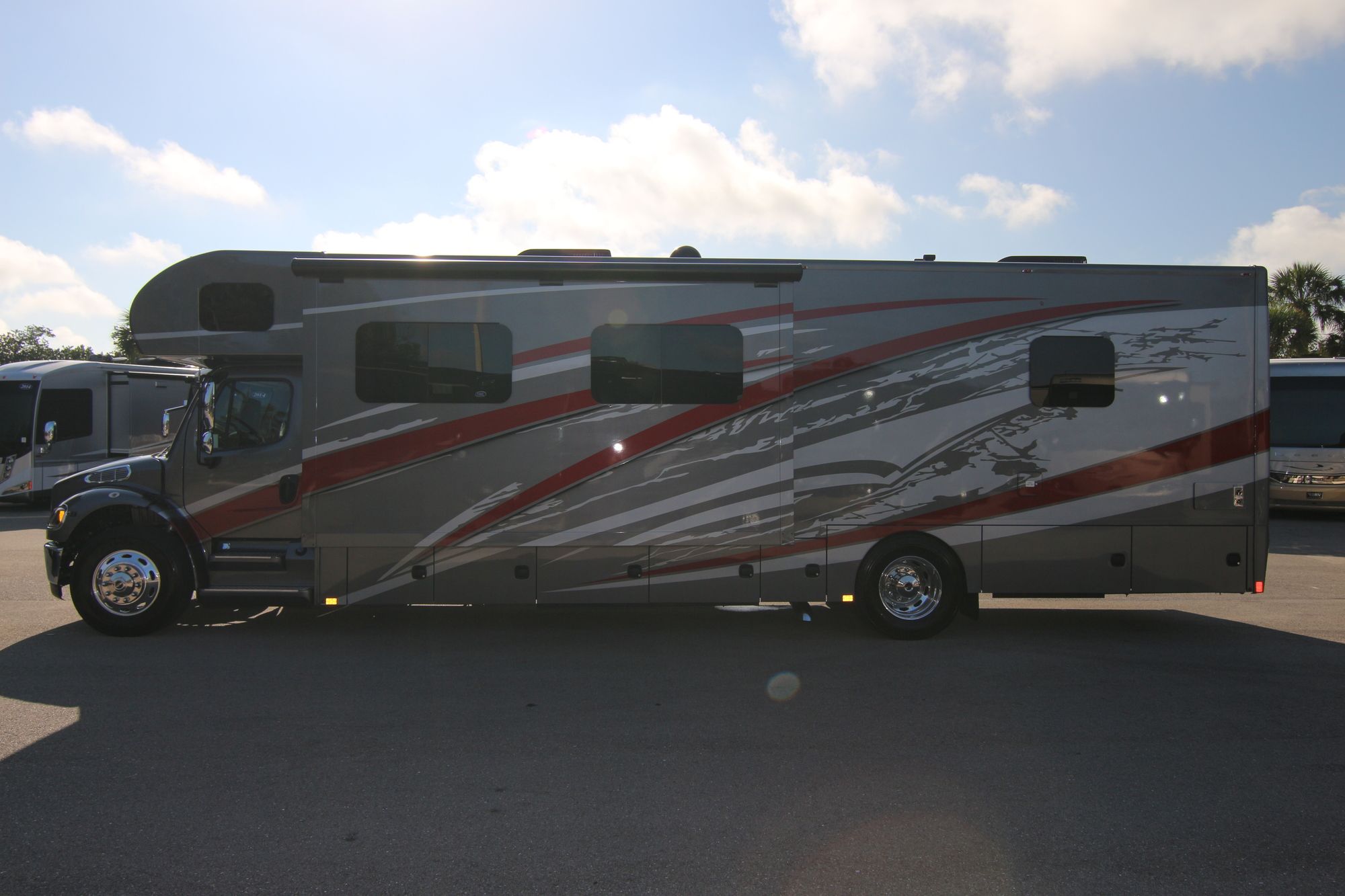 New 2020 Renegade Rv Valencia 38RW Super C  For Sale