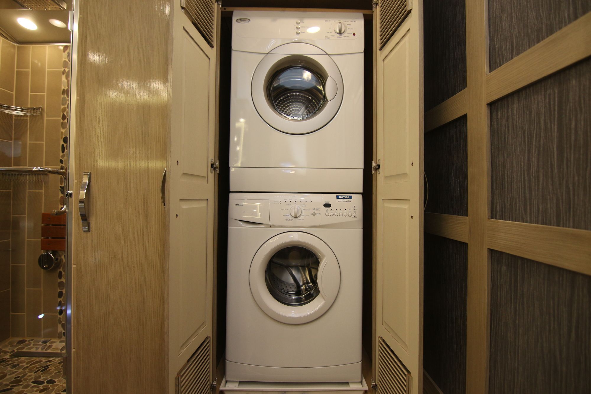Used 2016 Newmar King Aire 4553 Class A  For Sale