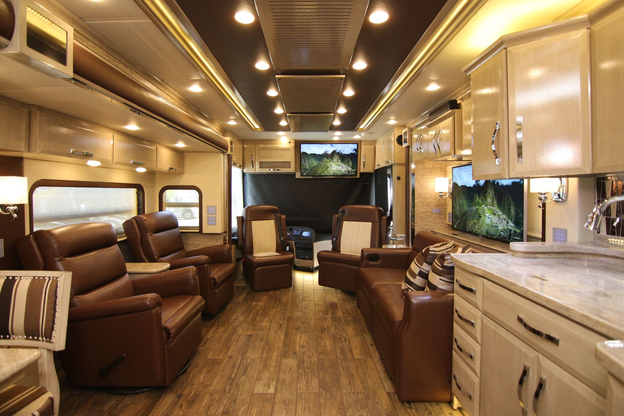 Used 2016 Newmar King Aire 4553 Class A  For Sale
