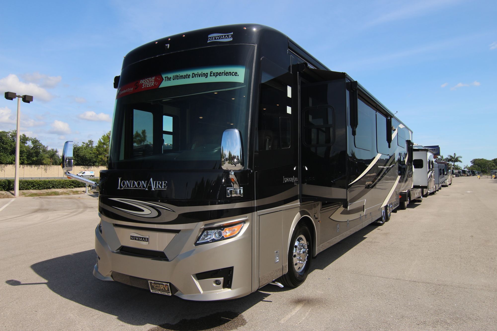 New 2019 Newmar London Aire 4535 Class A  For Sale