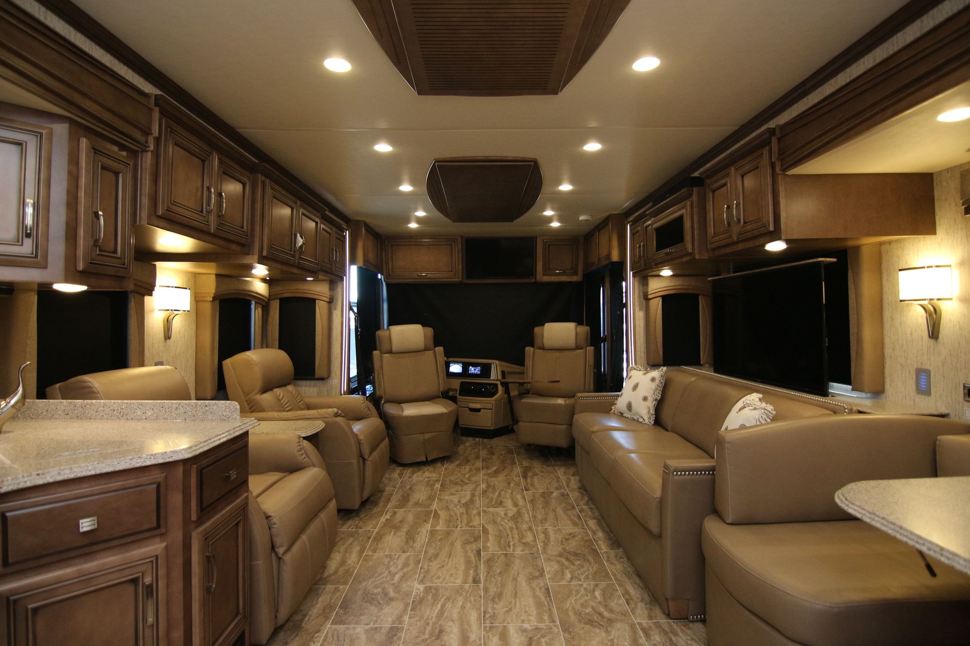 New 2019 Newmar Ventana Le 4002 Class A  For Sale