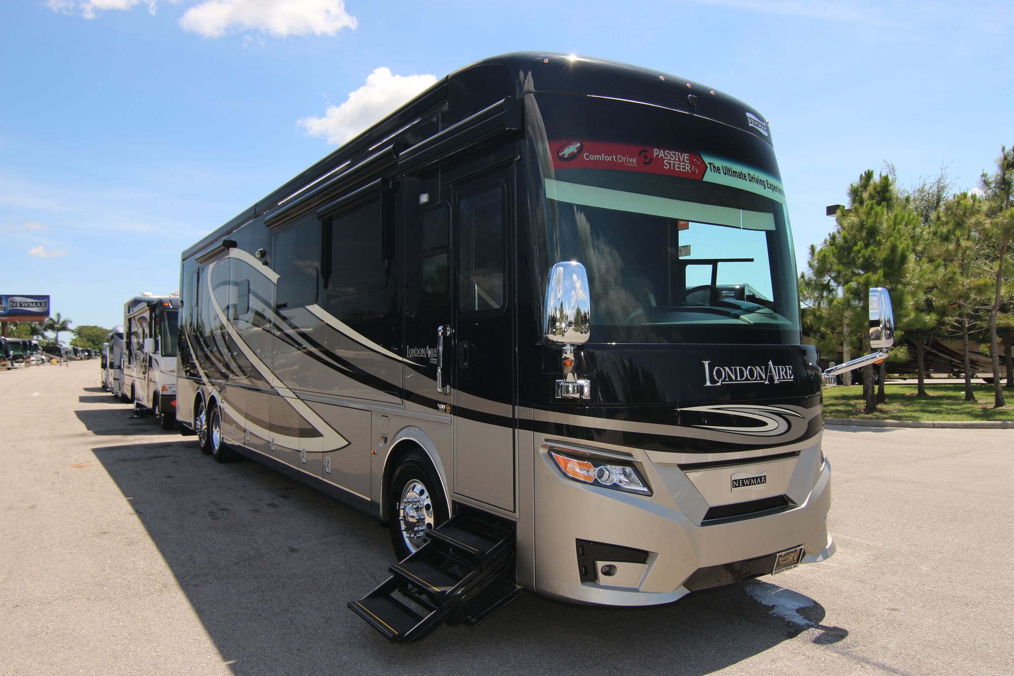 New 2019 Newmar London Aire 4535 Class A  For Sale