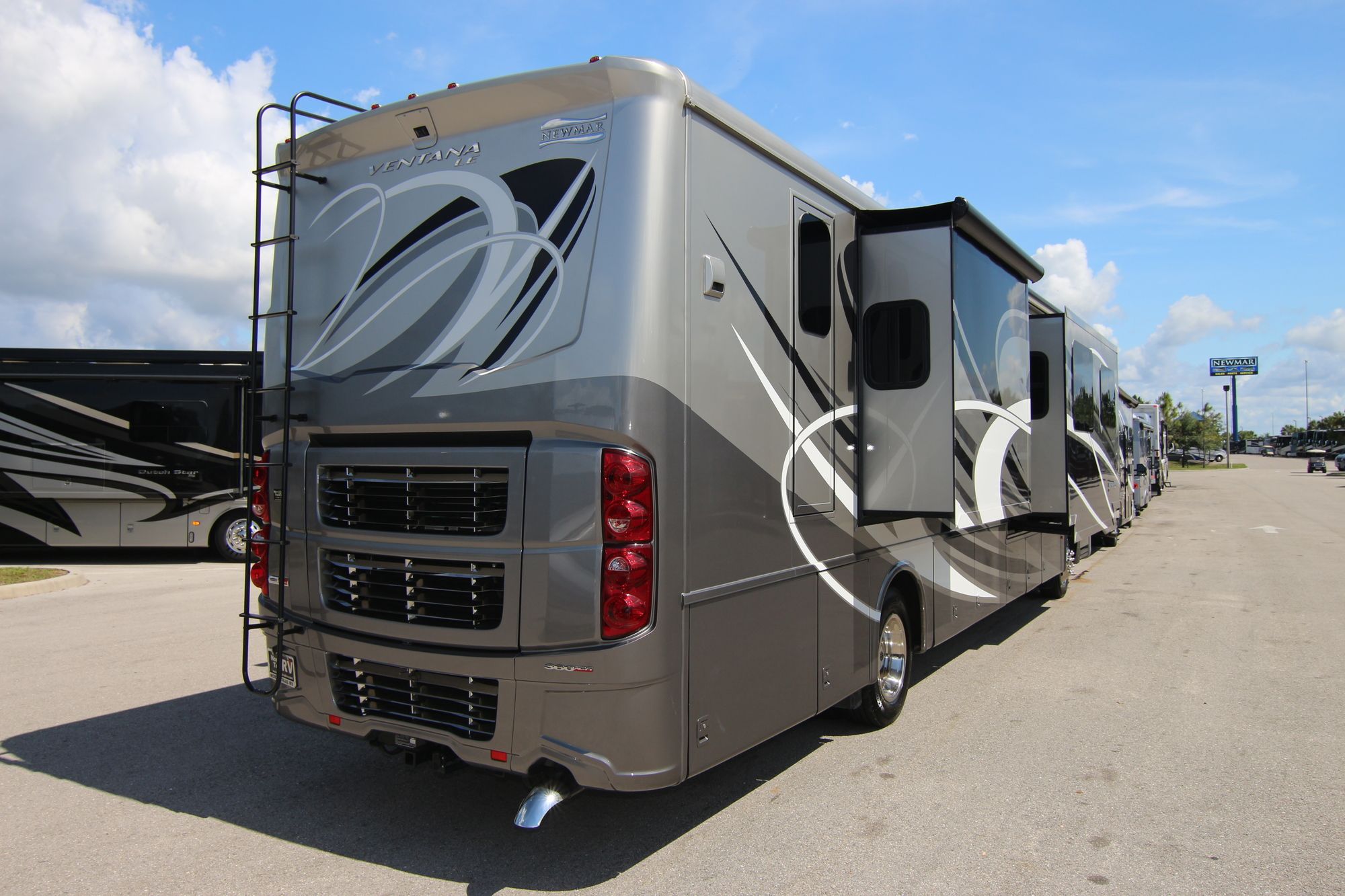 New 2019 Newmar Ventana Le 4002 Class A  For Sale