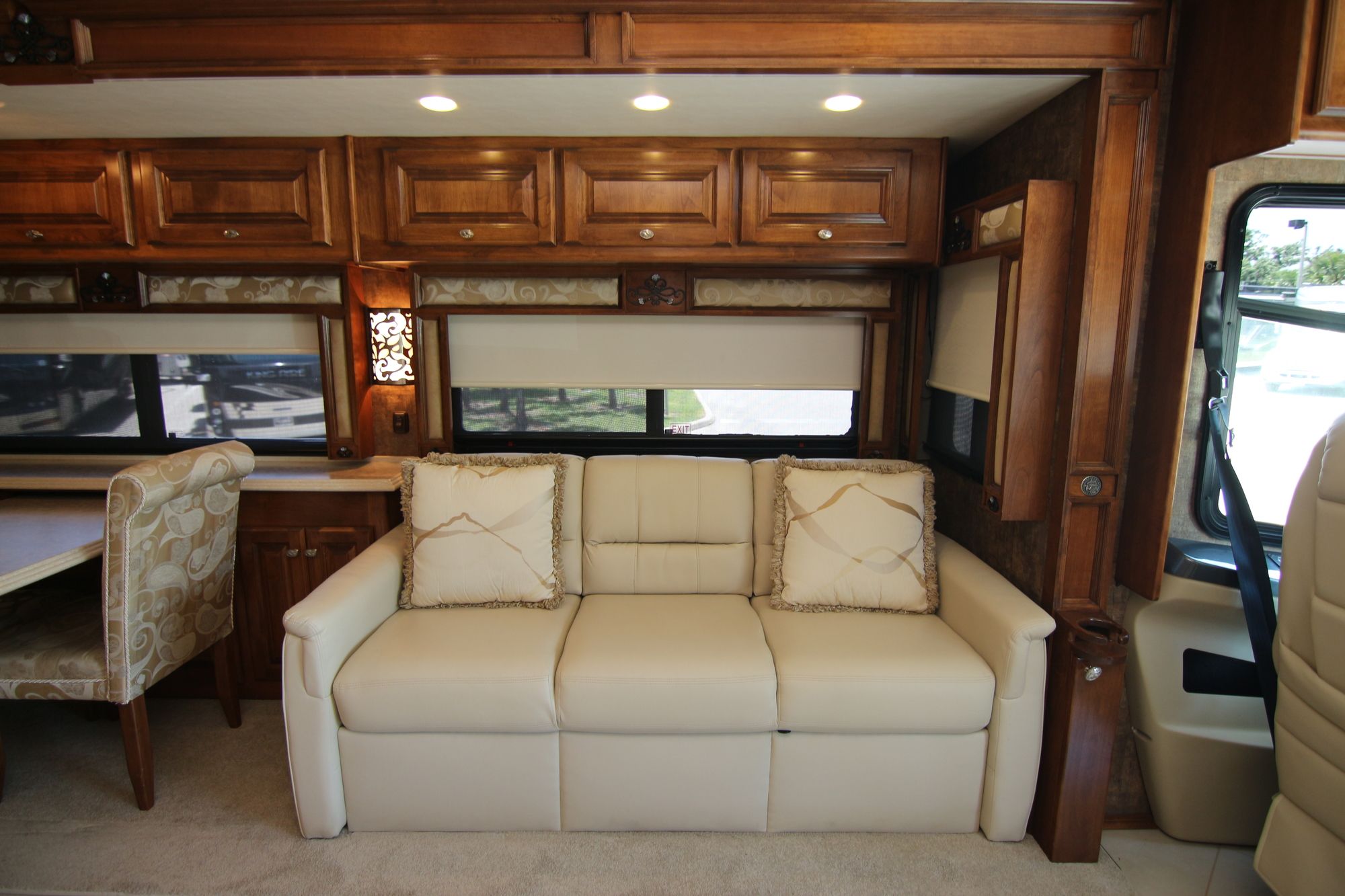 Used 2012 Tiffin Motor Homes Phaeton 40QTH Class A  For Sale